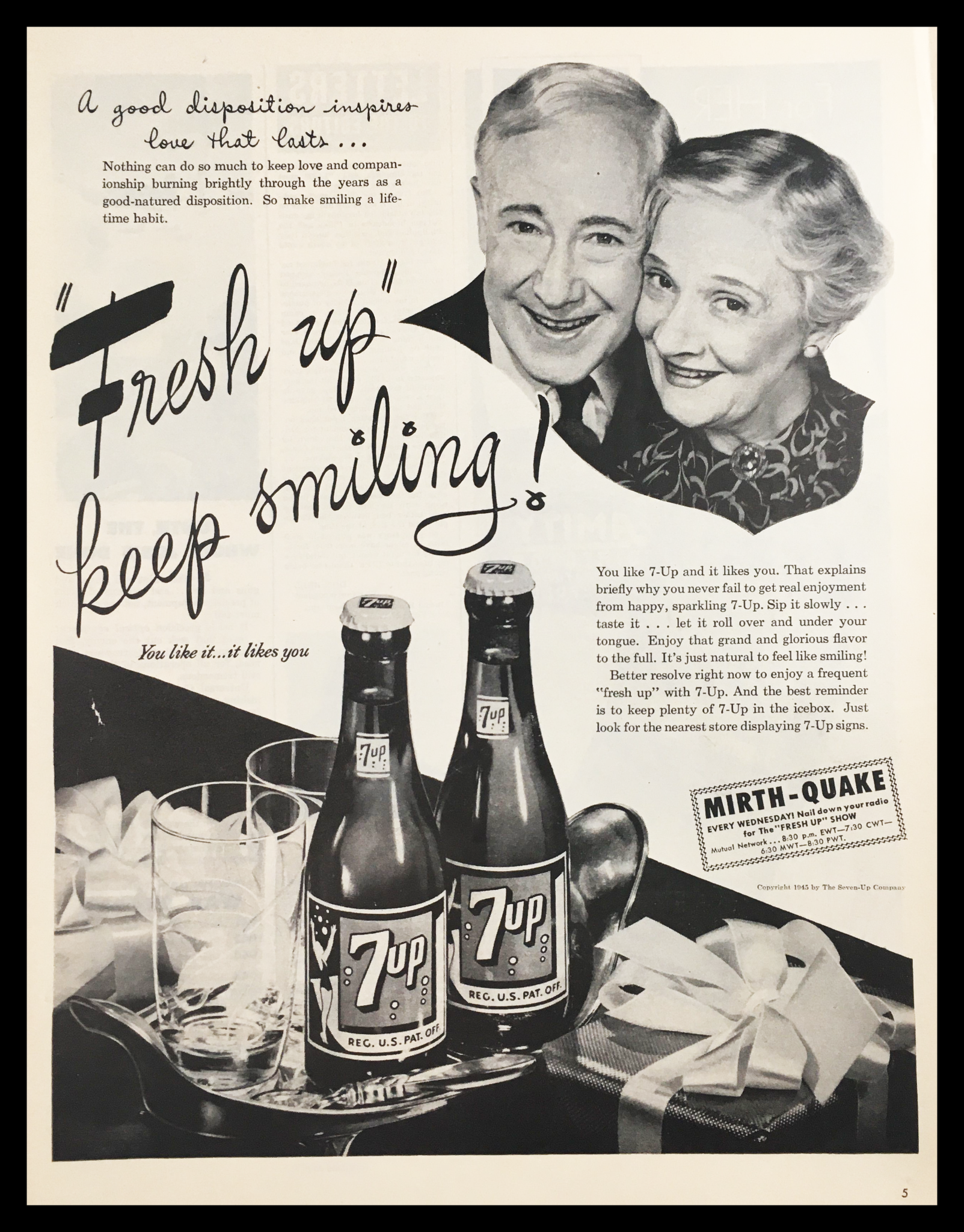 1945 Sparkling 7-Up Keep Smiling Vintage Print Ad