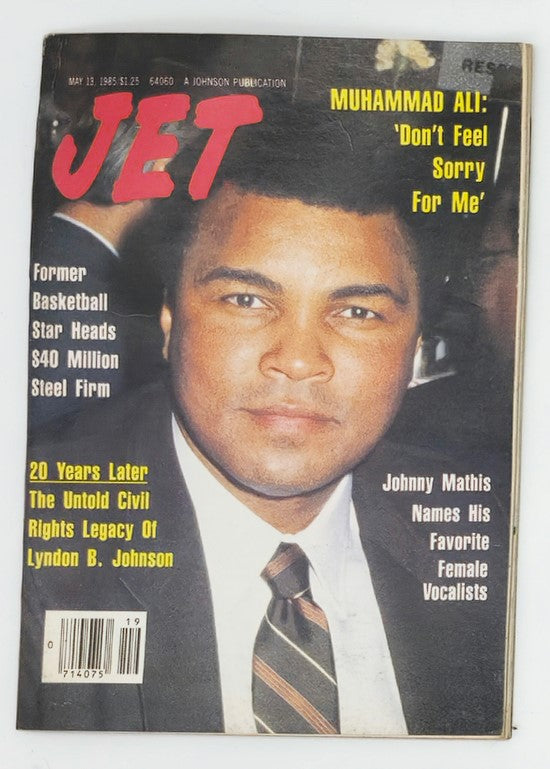 VTG Jet Magazine May 13 1985 Muhammad Ali and Johnny Mathis No Label