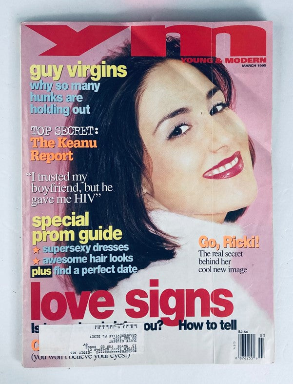 VTG Young & Modern Magazine March 1995 Ricki Lake T-Shirt Signed