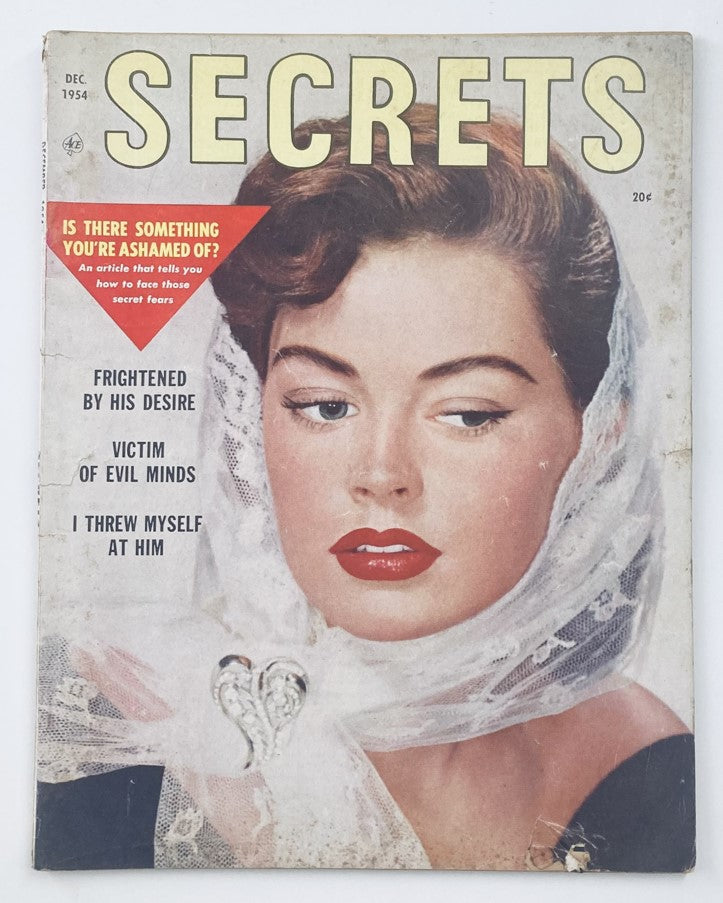 VTG Secrets Magazine December 1954 Vol 37 No. 1 Victim of Evil Minds No Label