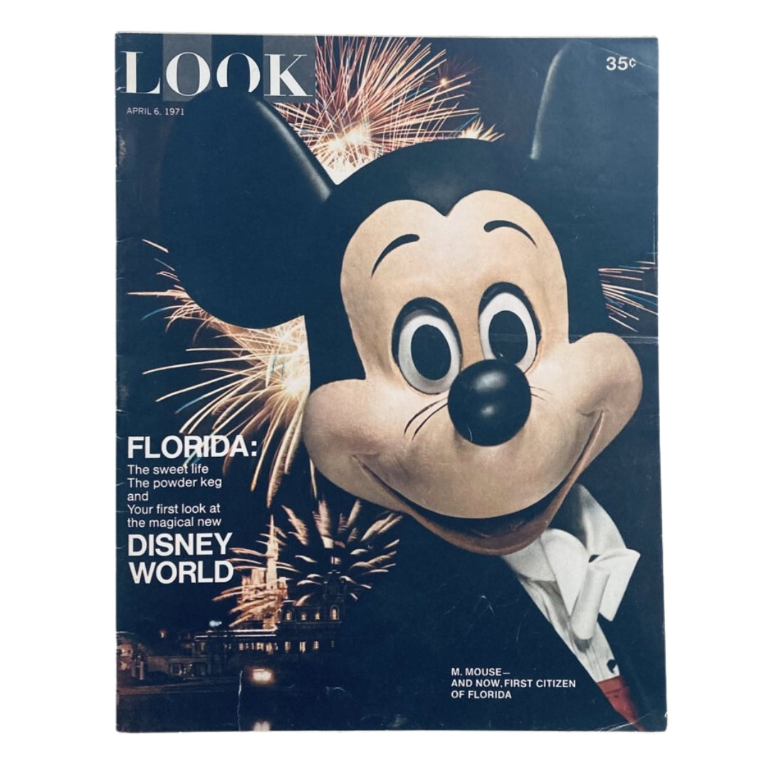 VTG Look Magazine April 6 1971 newsstand Mickey Mouse Disneyland No Label