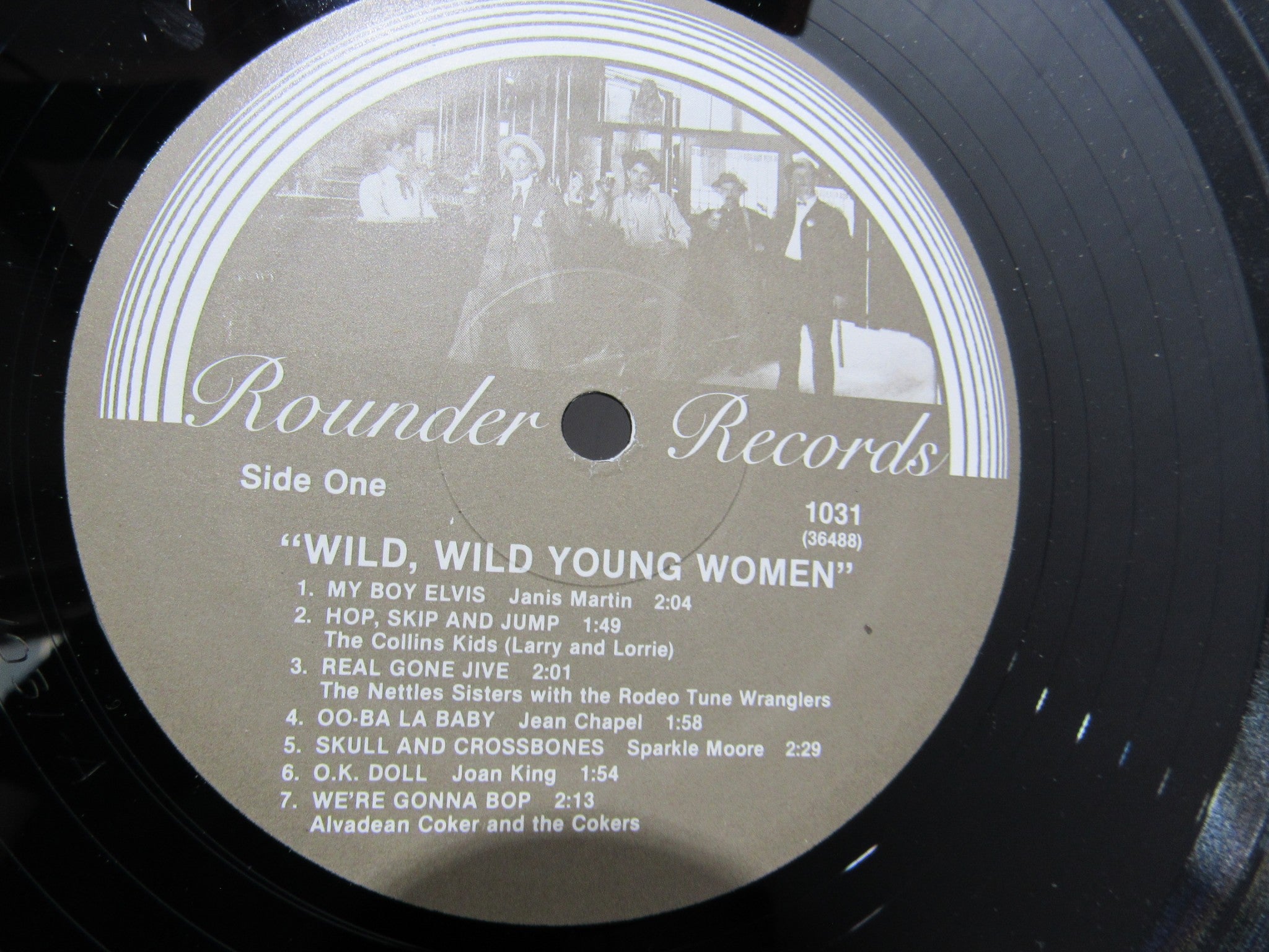 Wild, Wild Young Women 1981 US Rounder Records 1031 Compilation LP Grade: VG