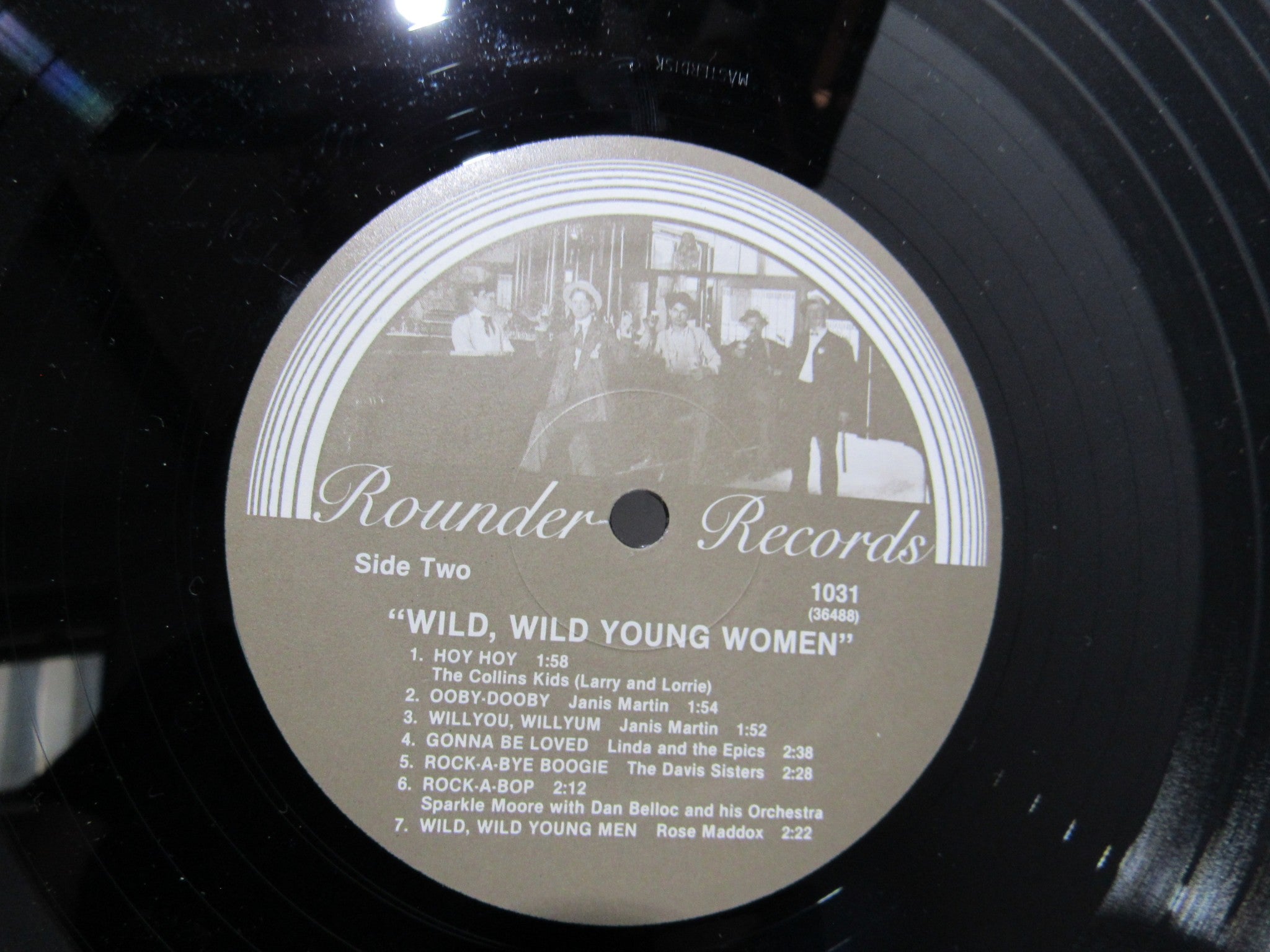 Wild, Wild Young Women 1981 US Rounder Records 1031 Compilation LP Grade: VG