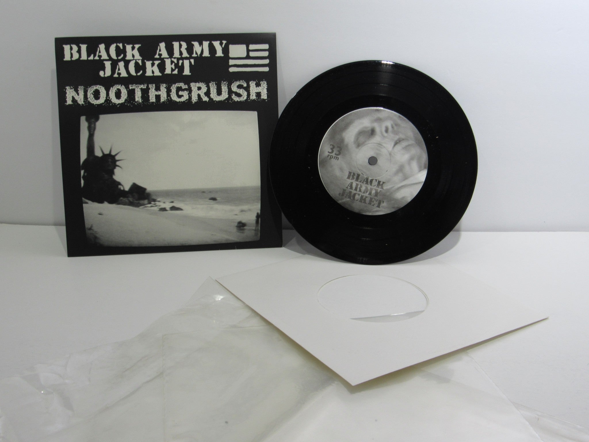 Black Army Jacket / Noothgrush Reservoir RSVR-019 Lmtd Ed 7" EP Grade: VG