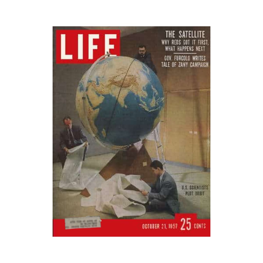 VTG Life Magazine October 21, 1957 U.S. Scientists Plot Sputnik Space Satellite
