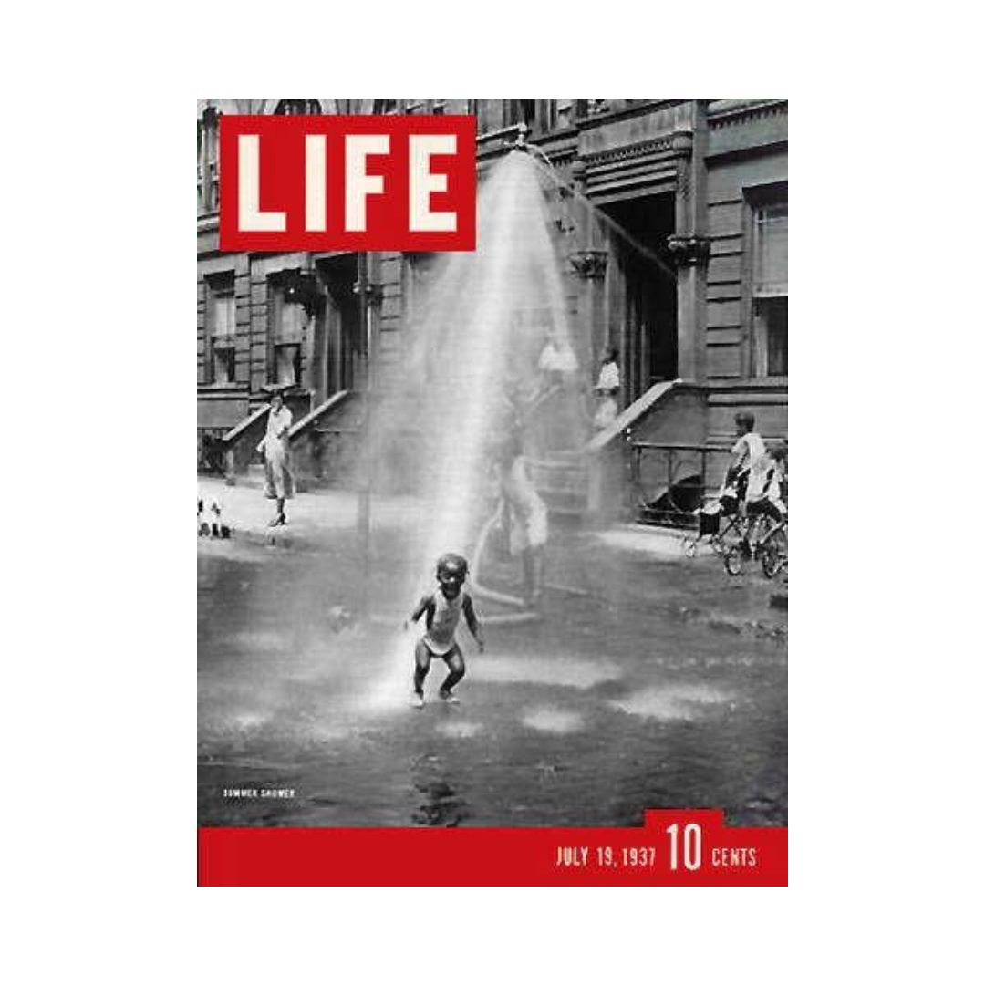 VTG Life Magazine July 19, 1937 - Black Child in Street