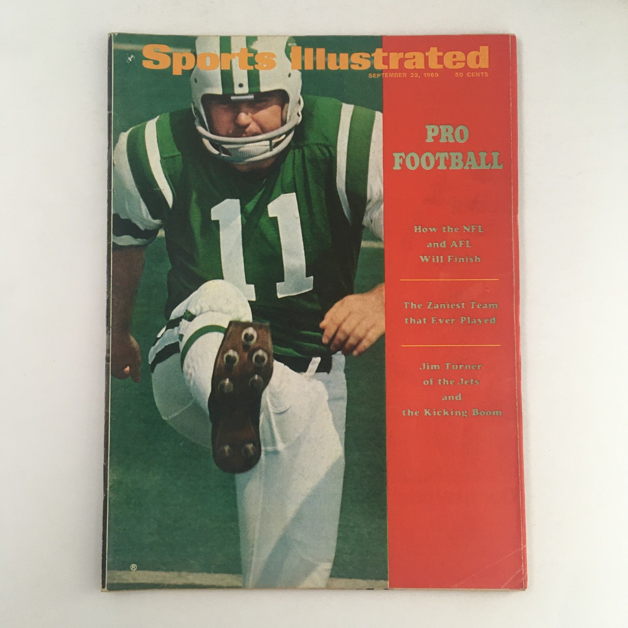 Sports Illustrated Magazine September 22 1969 Jim Turner of the Jets, No Label