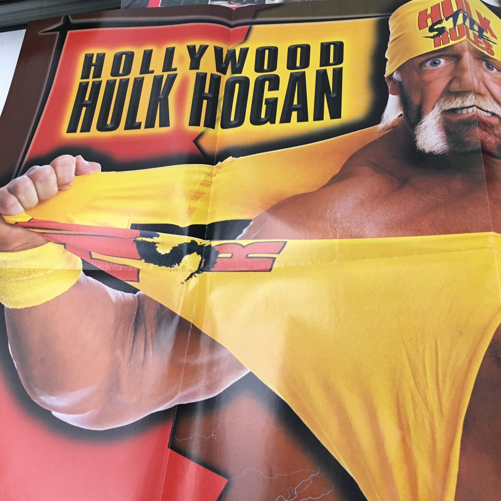 WWE Magazine August 2002 Hulk Hogan & Andre the Giant, Includes Poster No Label