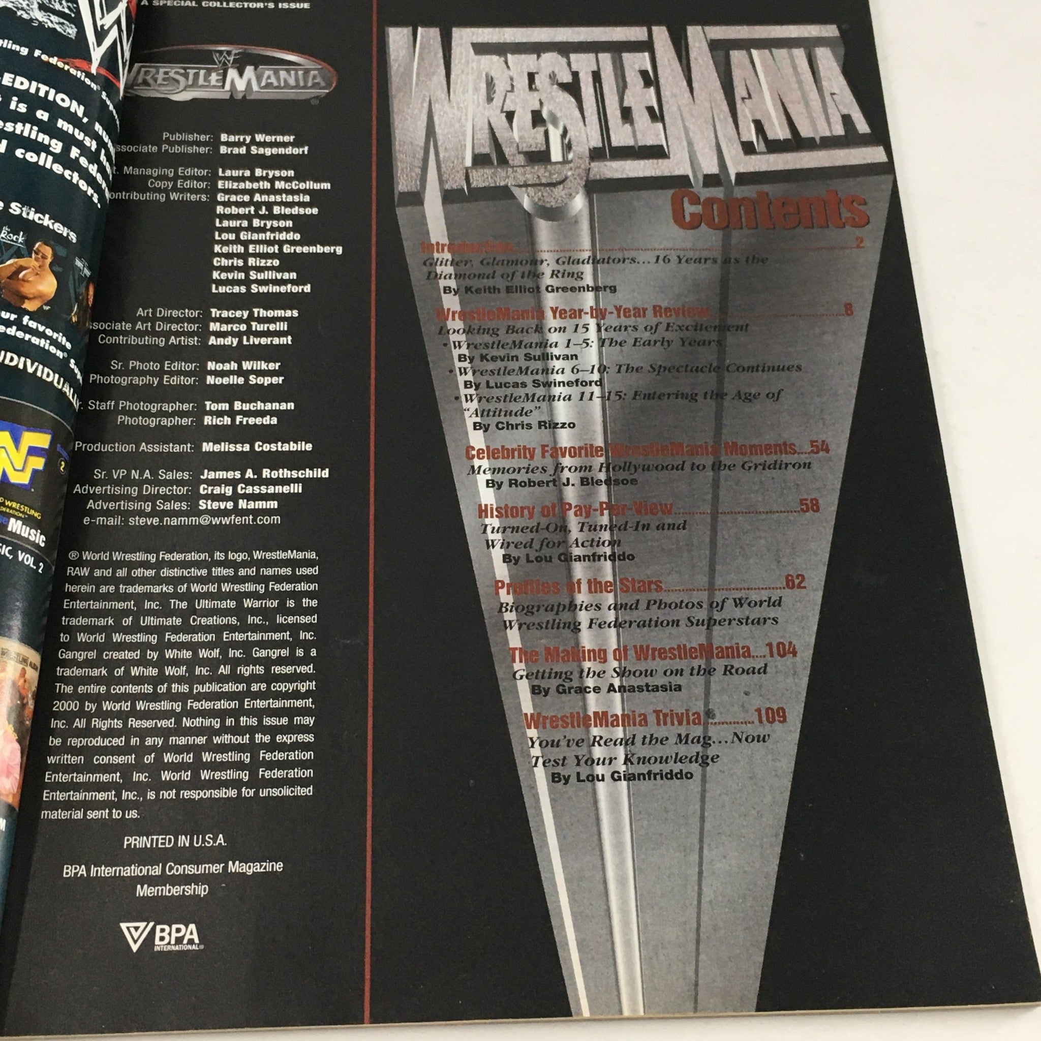 WWF Magazine 2000 Wrestle Mania Hulk Hogan, The Rock & Bam Bam Bigelow, No Label