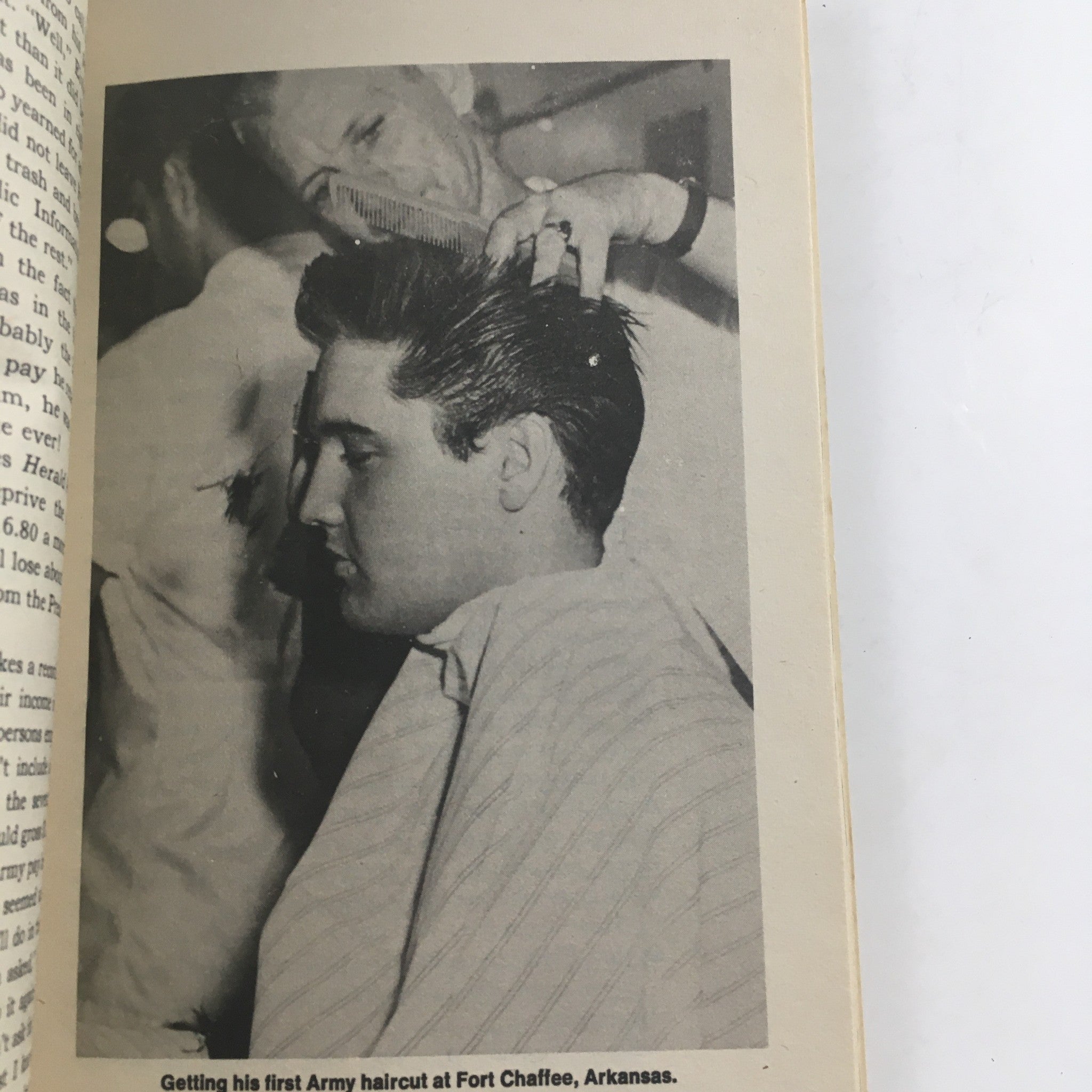 1973 Vintage Book Meet Elvis Presley by Favius Friedman