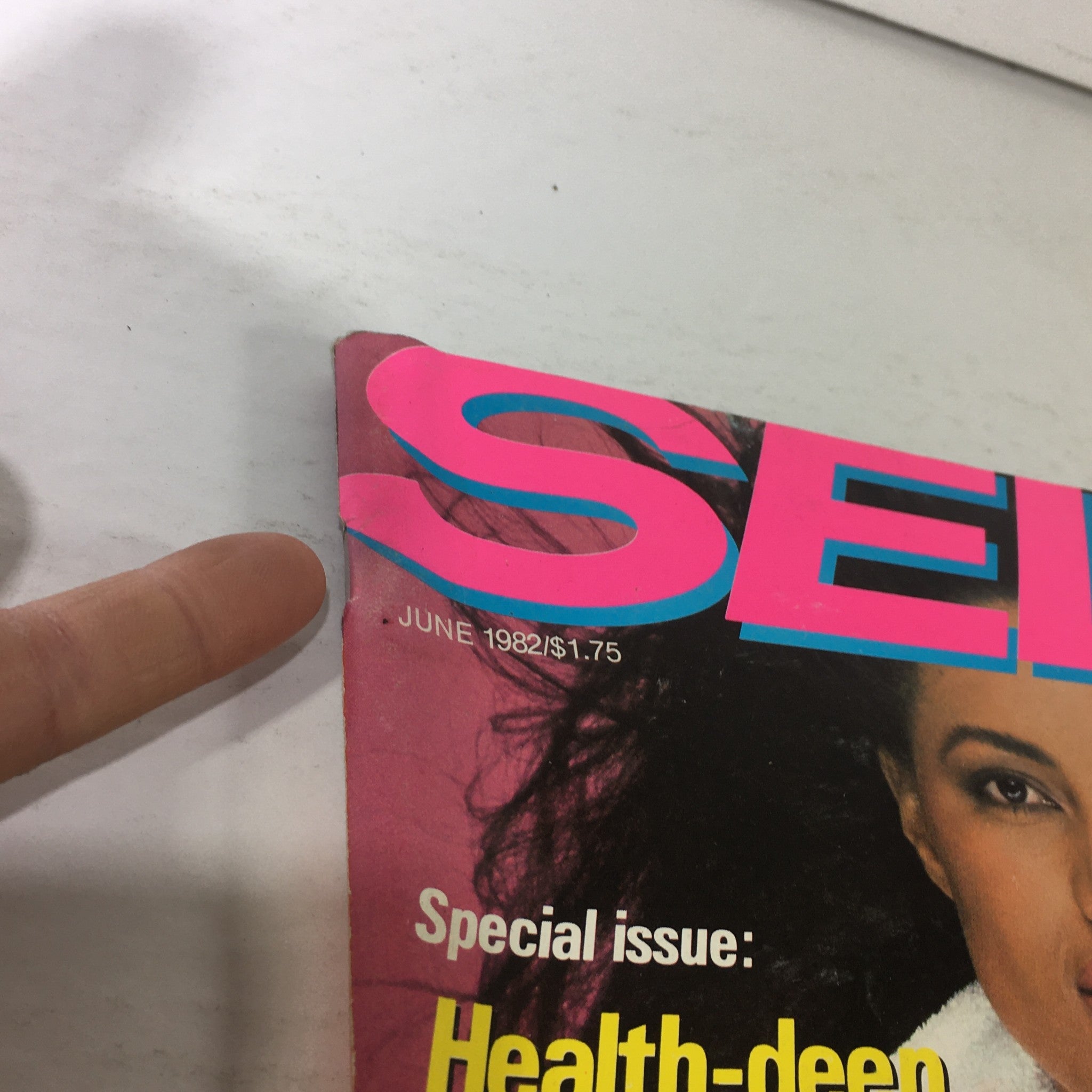 VTG Self Magazine: June 1982 - Health Deep Good Looks No Label/Newsstand