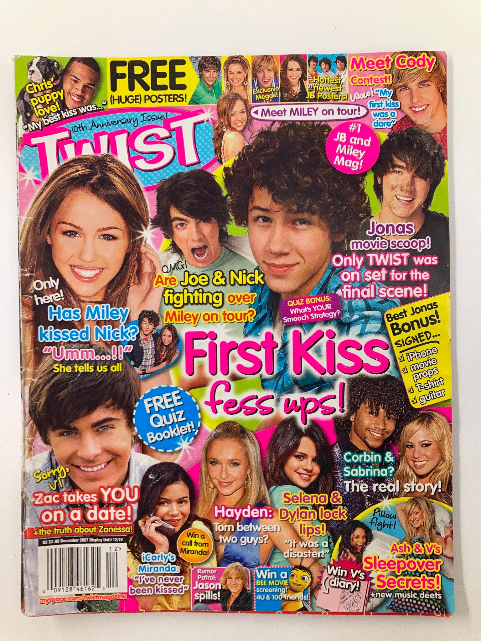 Twist Magazine December 2007 Zac Efron, Joe & Nick Jonas, Miley Cyrus No Label