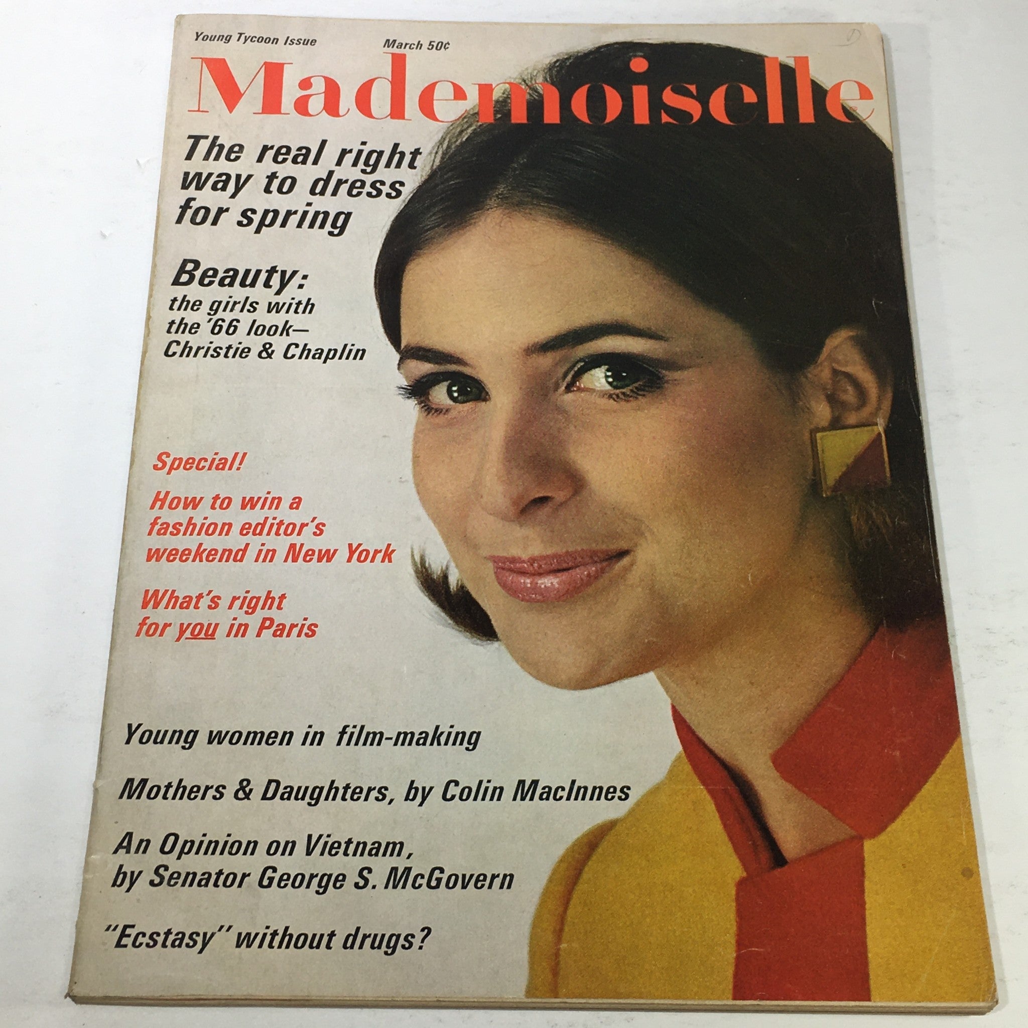 VTG Mademoiselle Magazine: March 1966 - The Young Tycoon Issue No Label