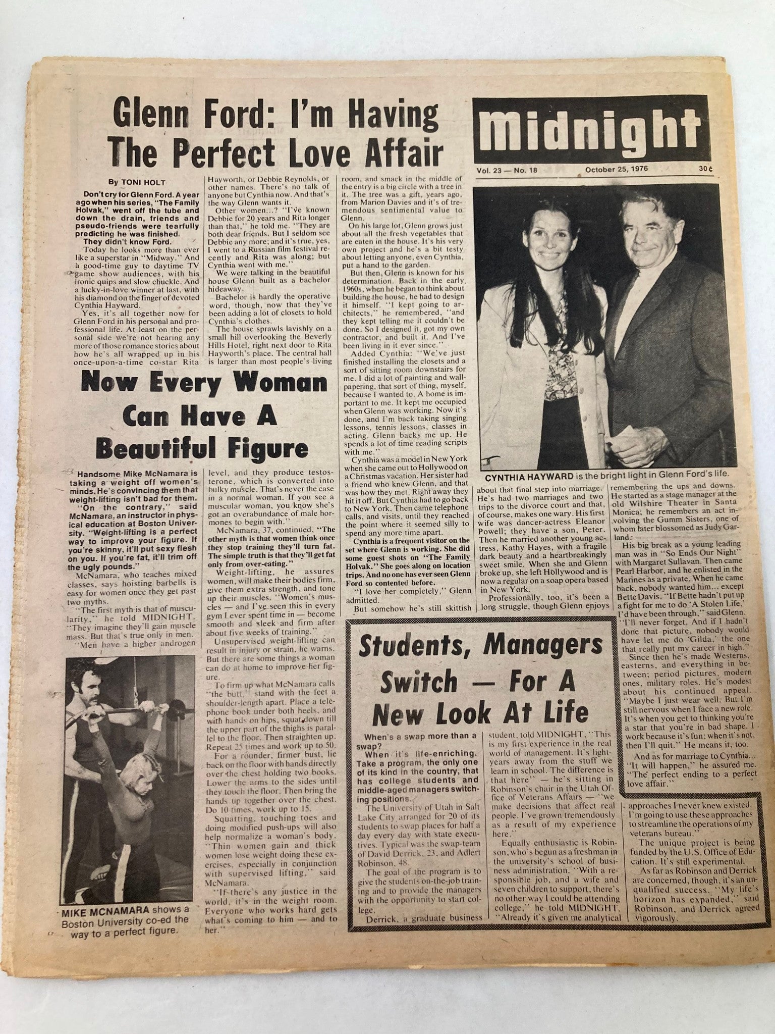 Midnight Tabloid October 25 1976 Vol 23 #18 Marlon Brando and Carmelita Pope