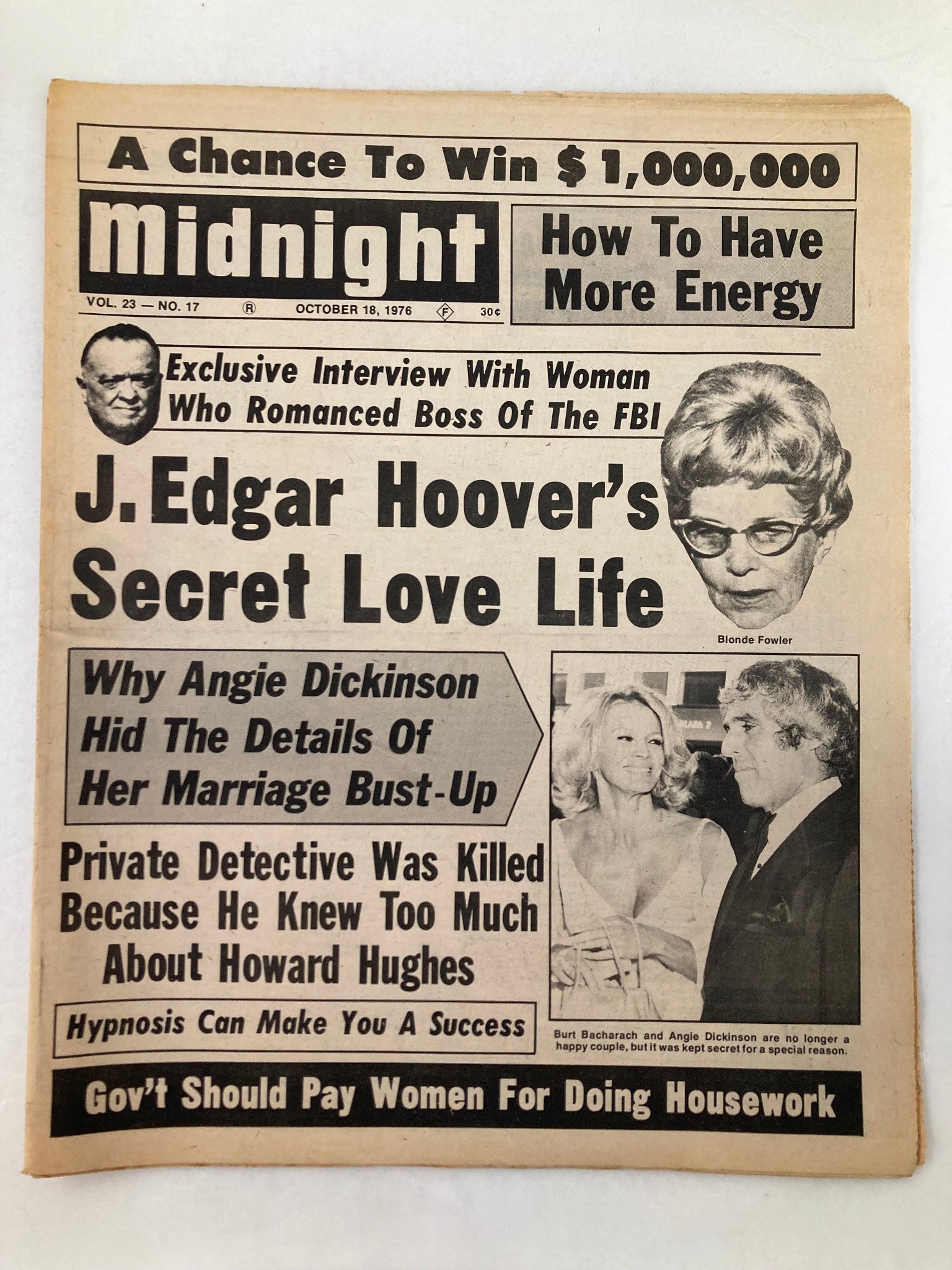 Midnight Tabloid October 18 1976 Vol 23 #17 Burt Bacharach and Angie Dickinson