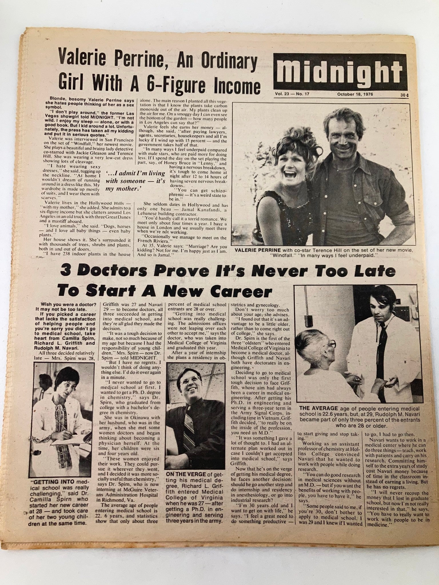 Midnight Tabloid October 18 1976 Vol 23 #17 Burt Bacharach and Angie Dickinson