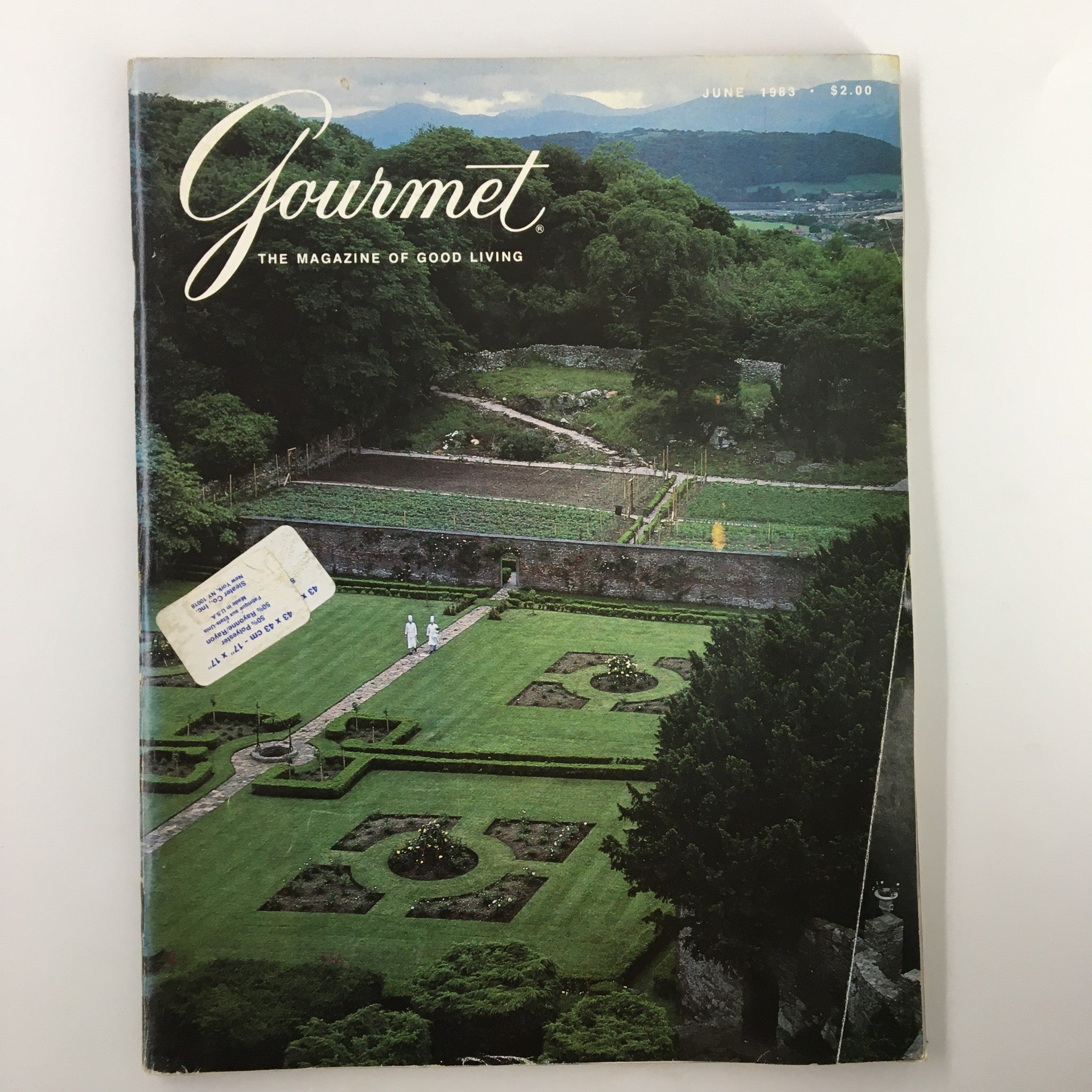 VTG Gourmet Magazine June 1983 Glistening Whites at Bodysgallen Hall No Label