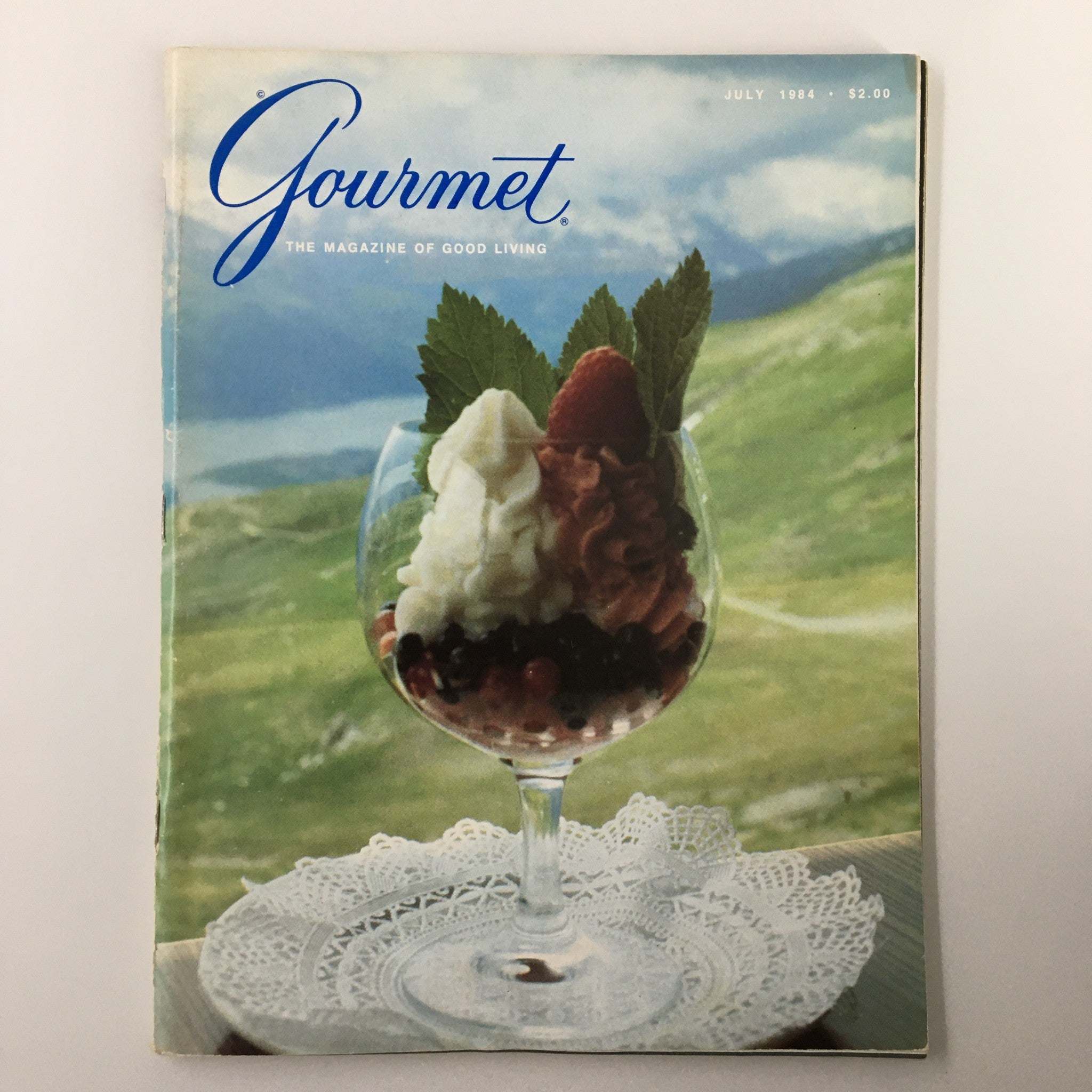 VTG Gourmet Magazine July 1984 Coupe La Marmite to St. Moritz No Label