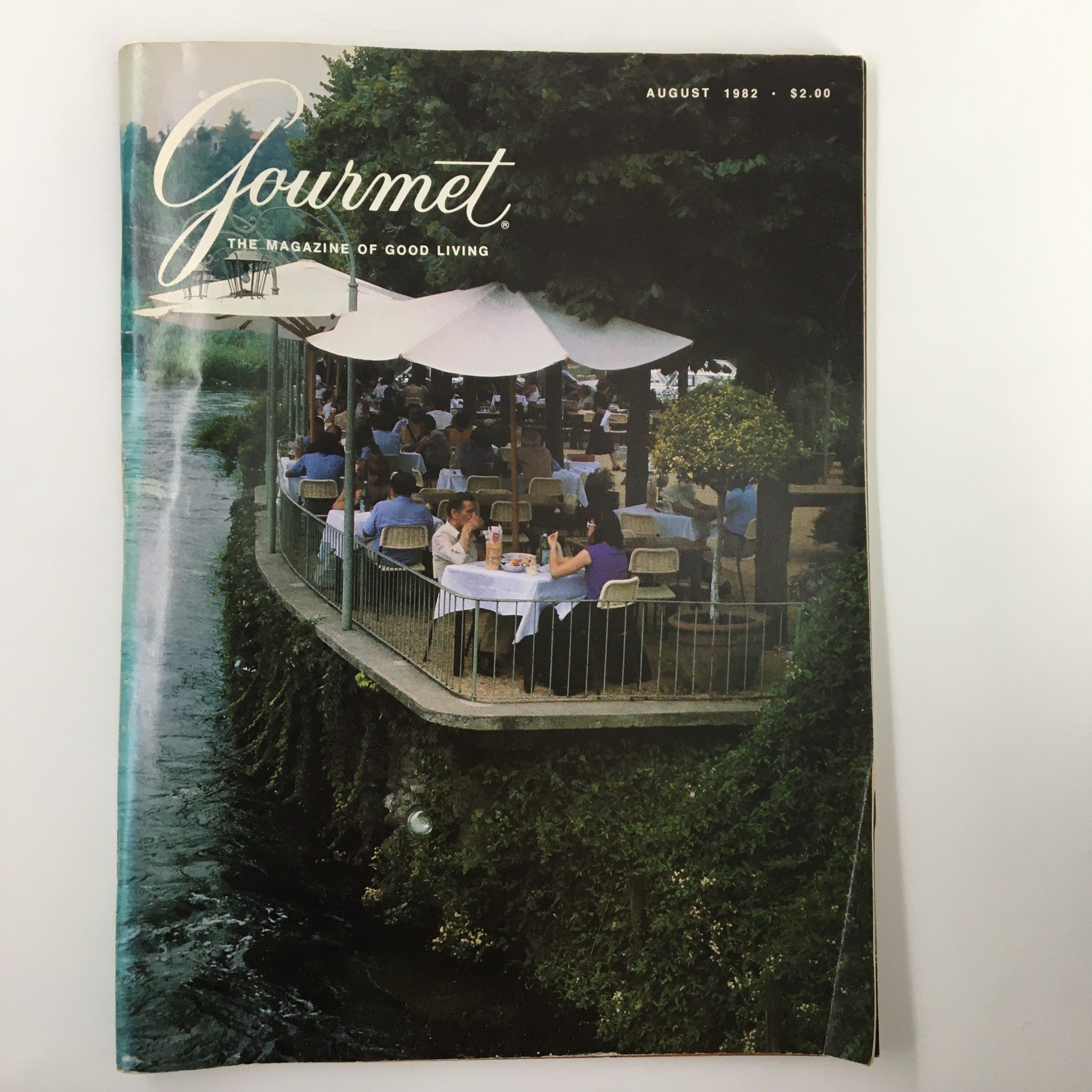 VTG Gourmet Magazine August 1982 The Charming Antica Locanda Mincio No Label