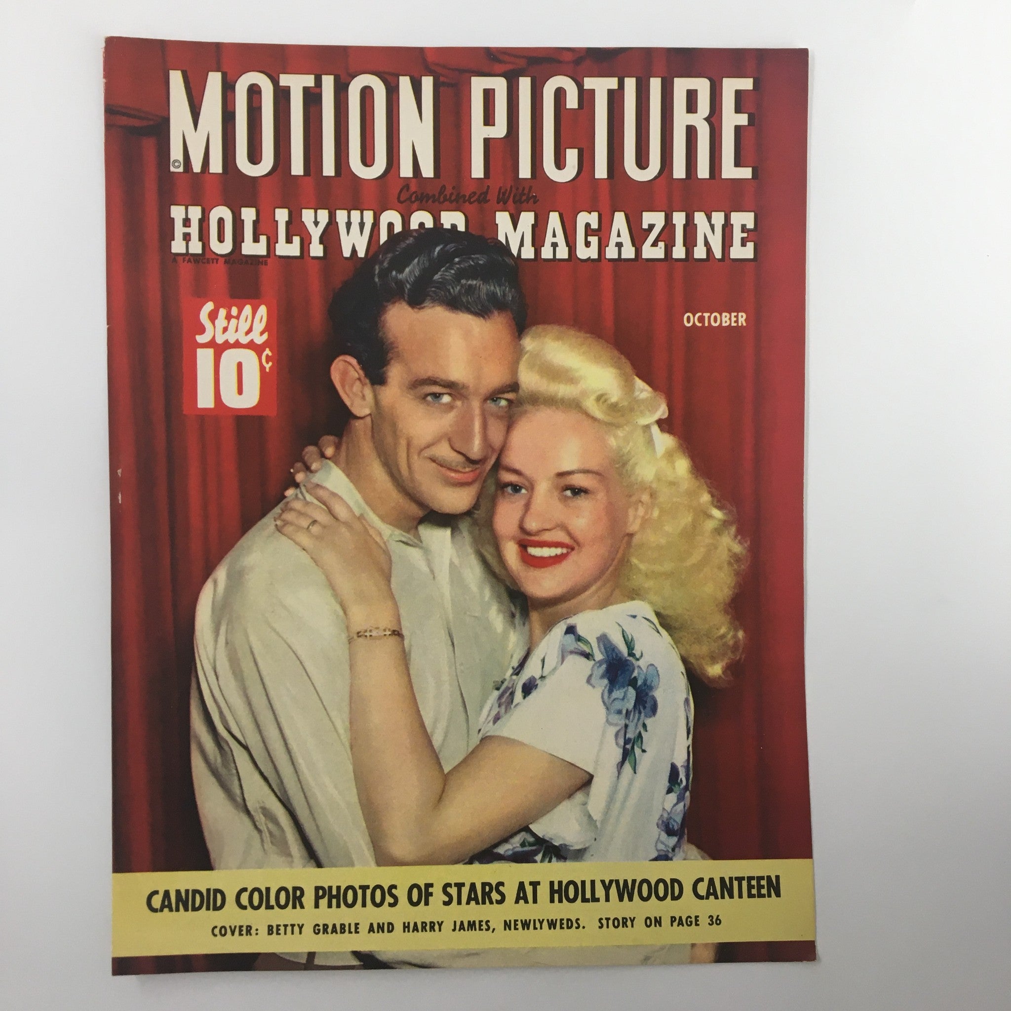 COVER ONLY Motion Picture Hollywood Magazine October 1943 Betty Grable No Label