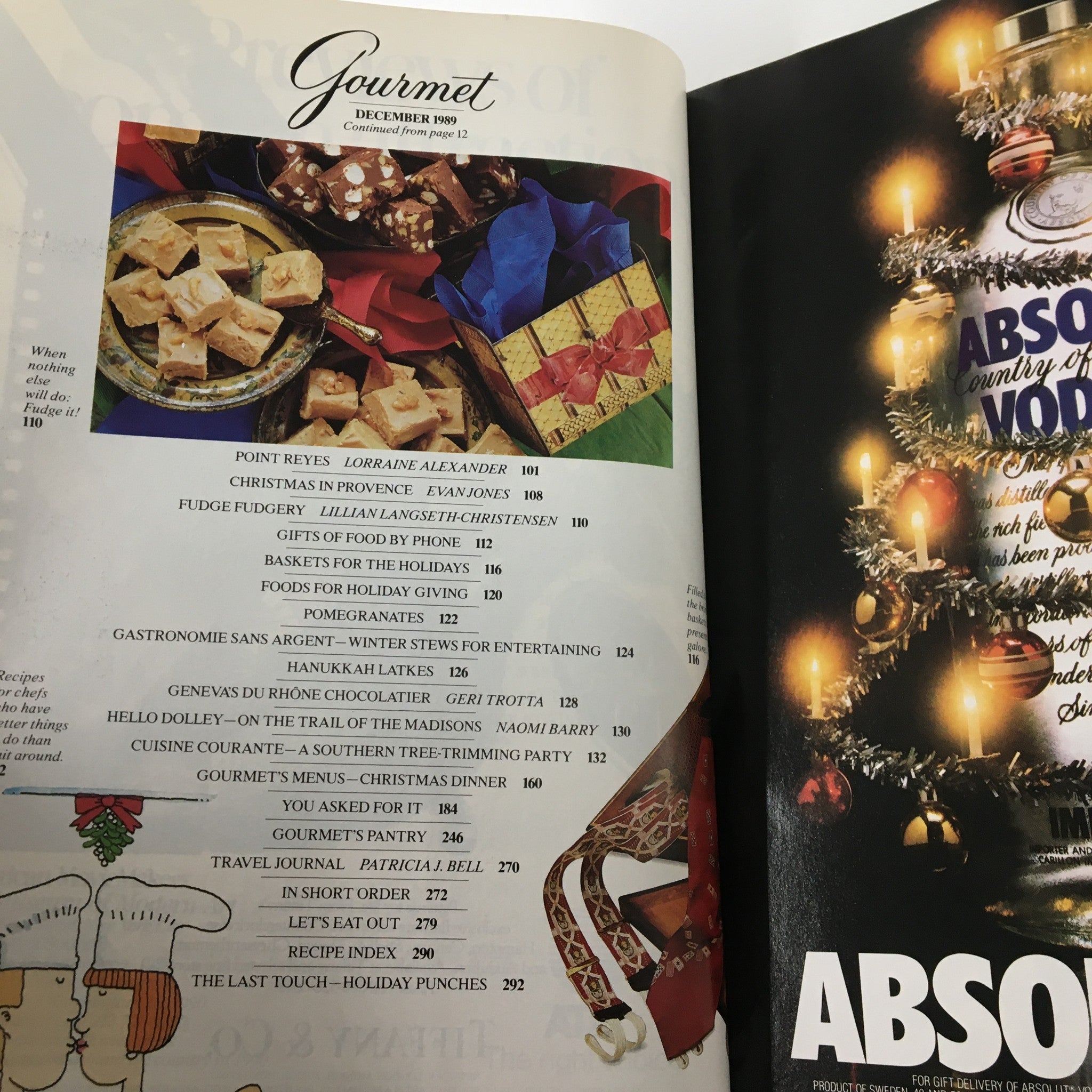 VTG Gourmet Magazine December 1989 Beribboned Garlands of Juniper No Label