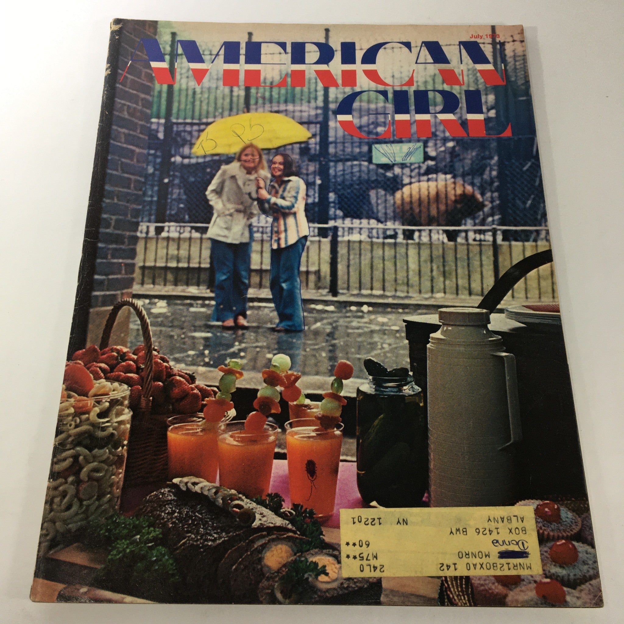 VTG American Girl Magazine: July 1973 - Refreshments and Girls Under The Rain