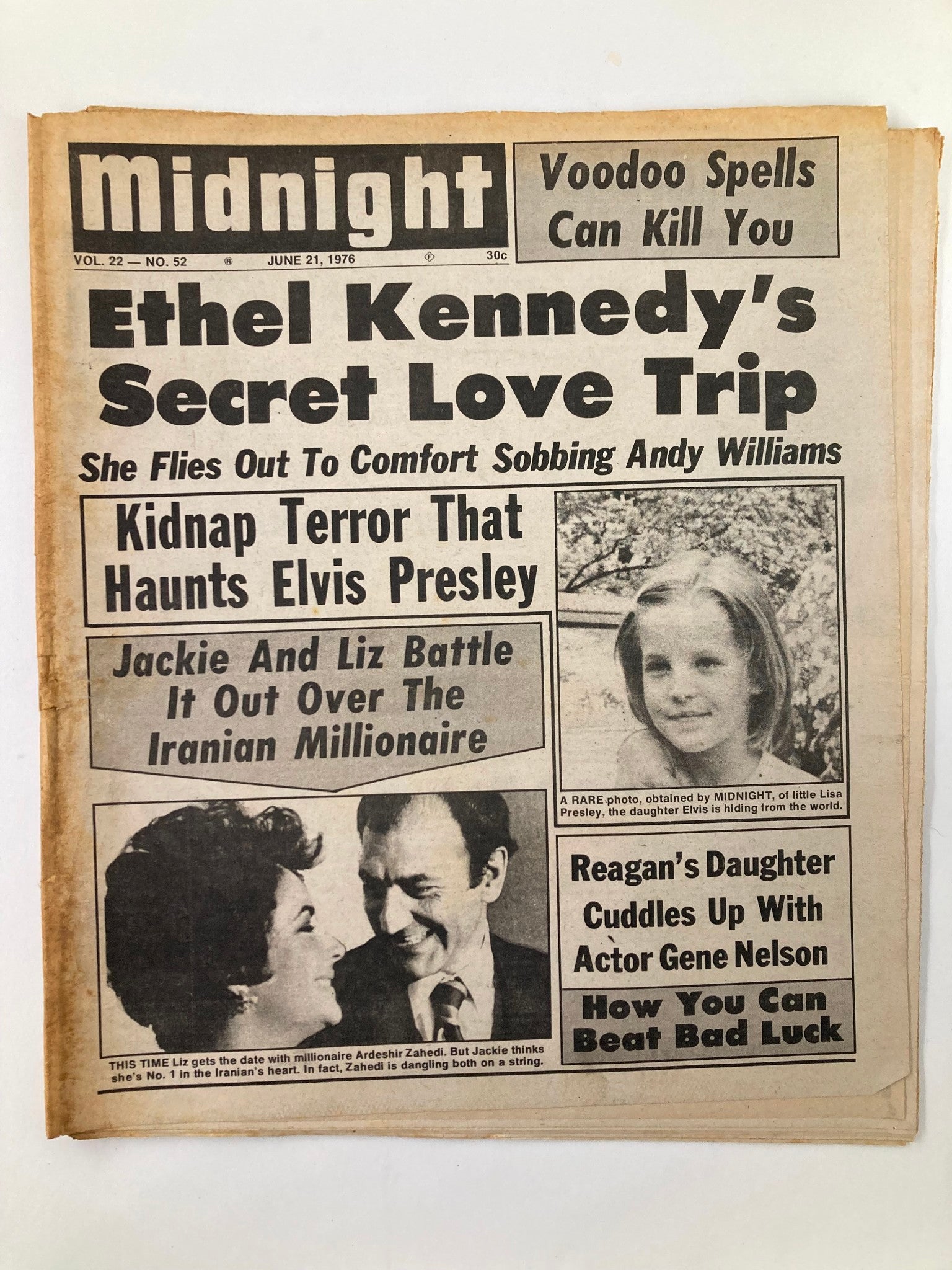 Midnight Tabloid June 21 1976 Vol 22 #52 Elizabeth Taylor & Ardeshir Zahedi