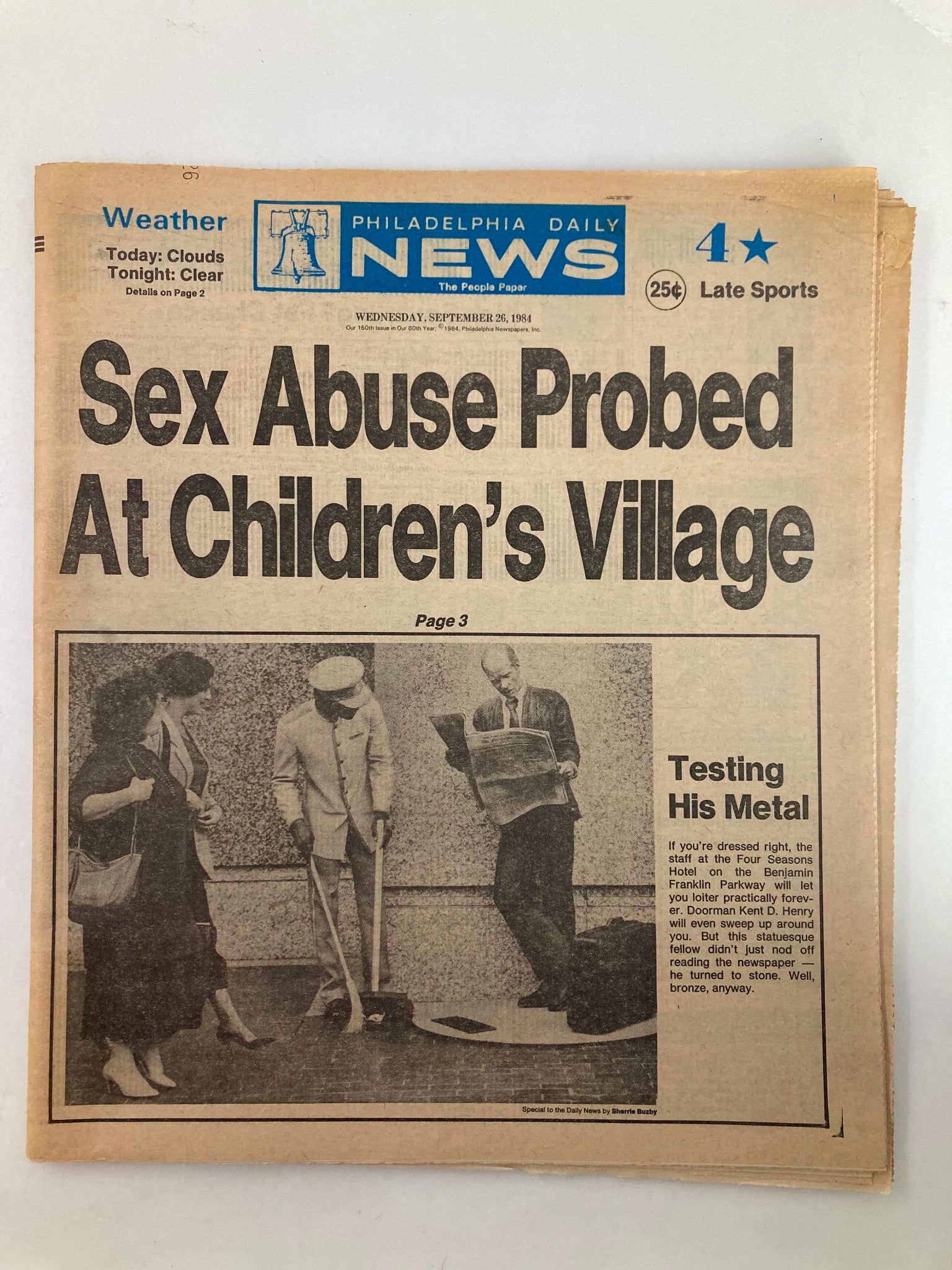 Philadelphia Daily News Tabloid September 26 1984 Benjamin Franklin Parkway