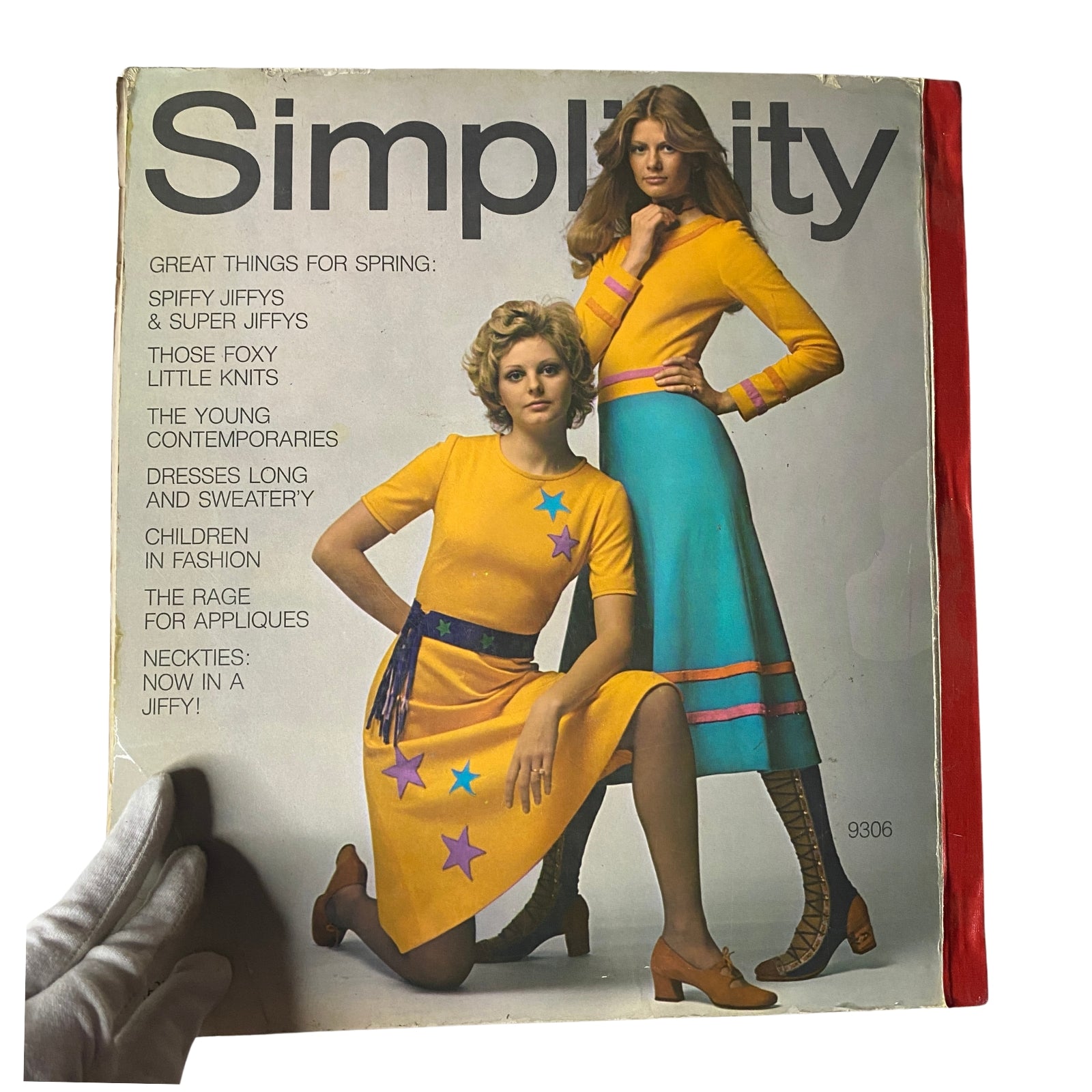 1971 April Simplicity Spring Catalog cover displaying two women in stylish outfits, emphasizing the trendy designs and spring fashion ideas popular during the early 1970s.