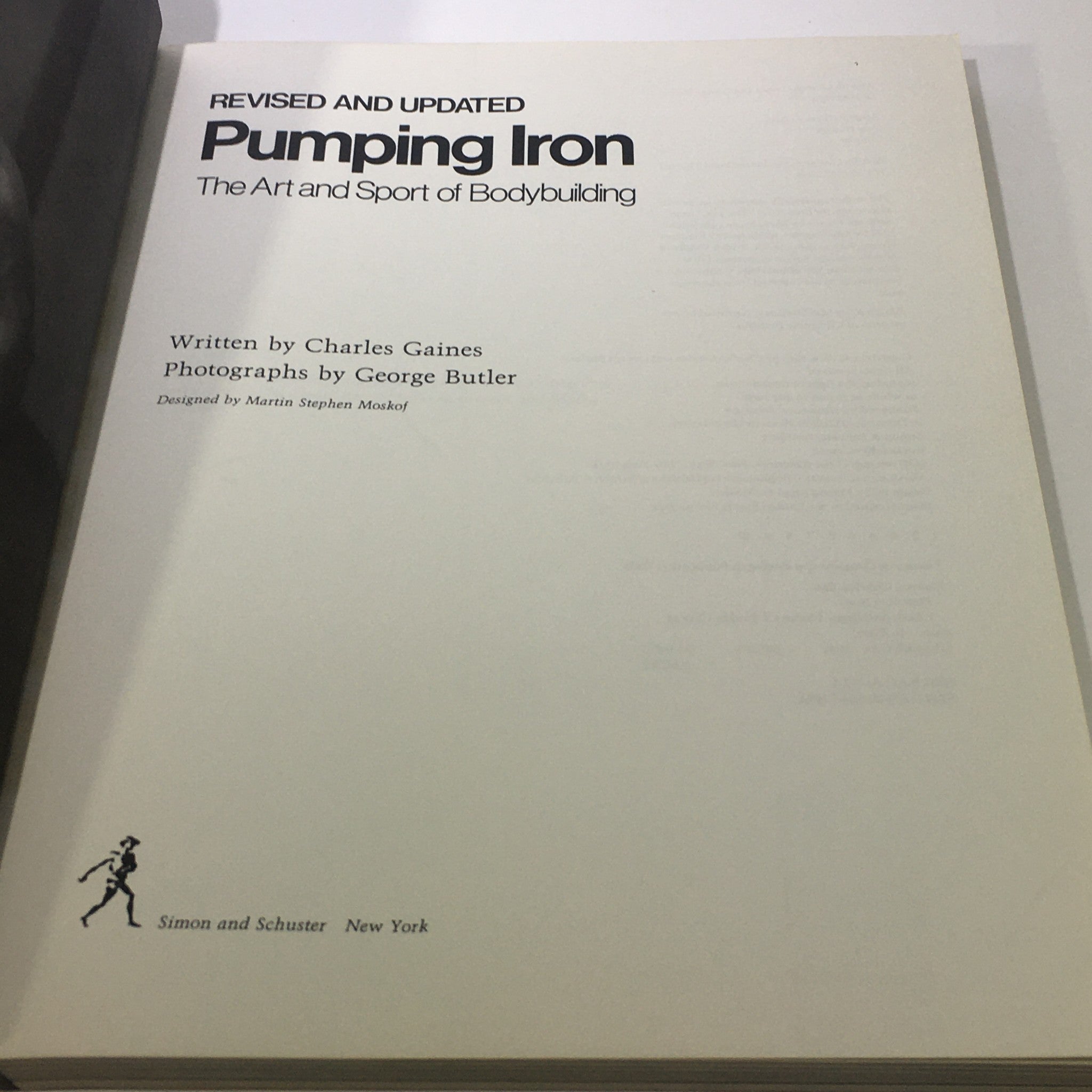 VTG Pumping Iron Magazine 1981 -The Art & Sport of Bodybuilding Simon & Schuster