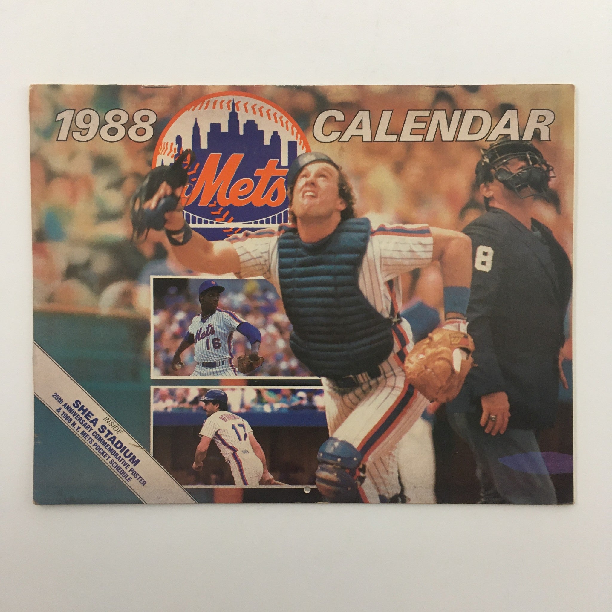 1988 New York Mets Calendar Shea Stadium Wally Backman, Mookie Wilson and Team