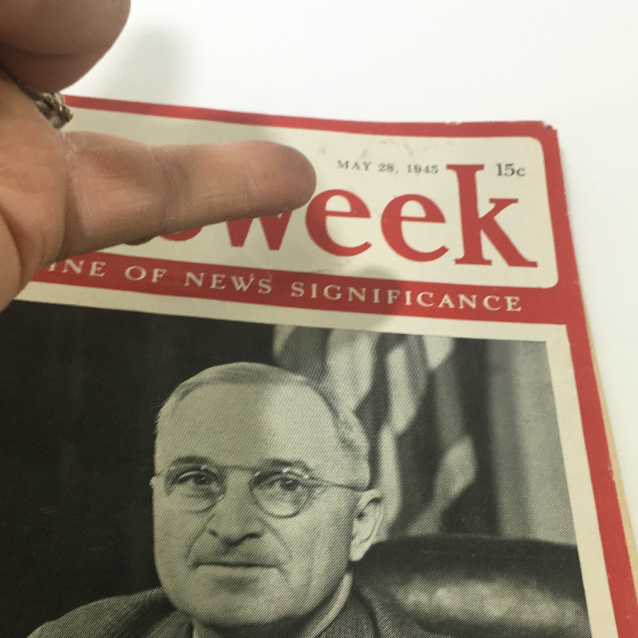 VTG Newsweek Magazine: May 28 1945 - U.S. President Harry S. Truman / Newsstand