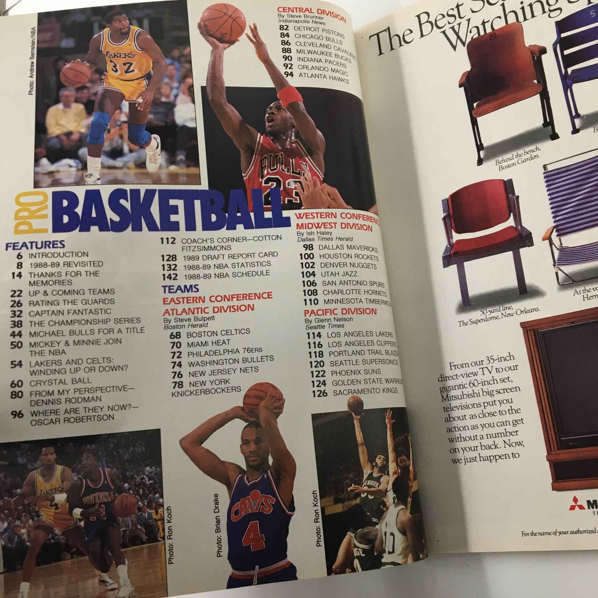 VTG Petersen's Pro Basketball Preview 1989-1990 Patrick Ewing, Robert Parish