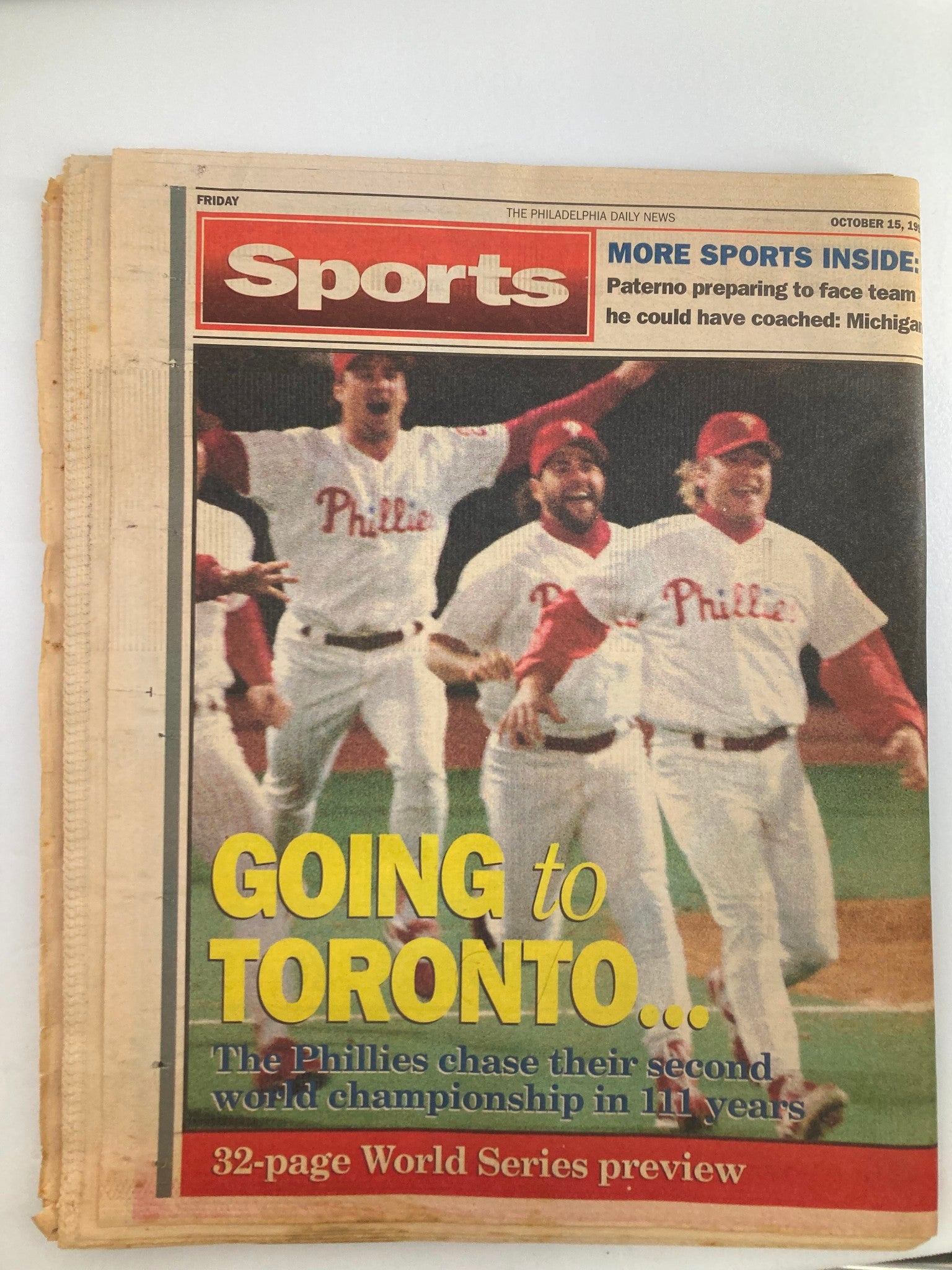 Philadelphia Daily News Tabloid October 15 1993 MLB Phillies Going To Toronto