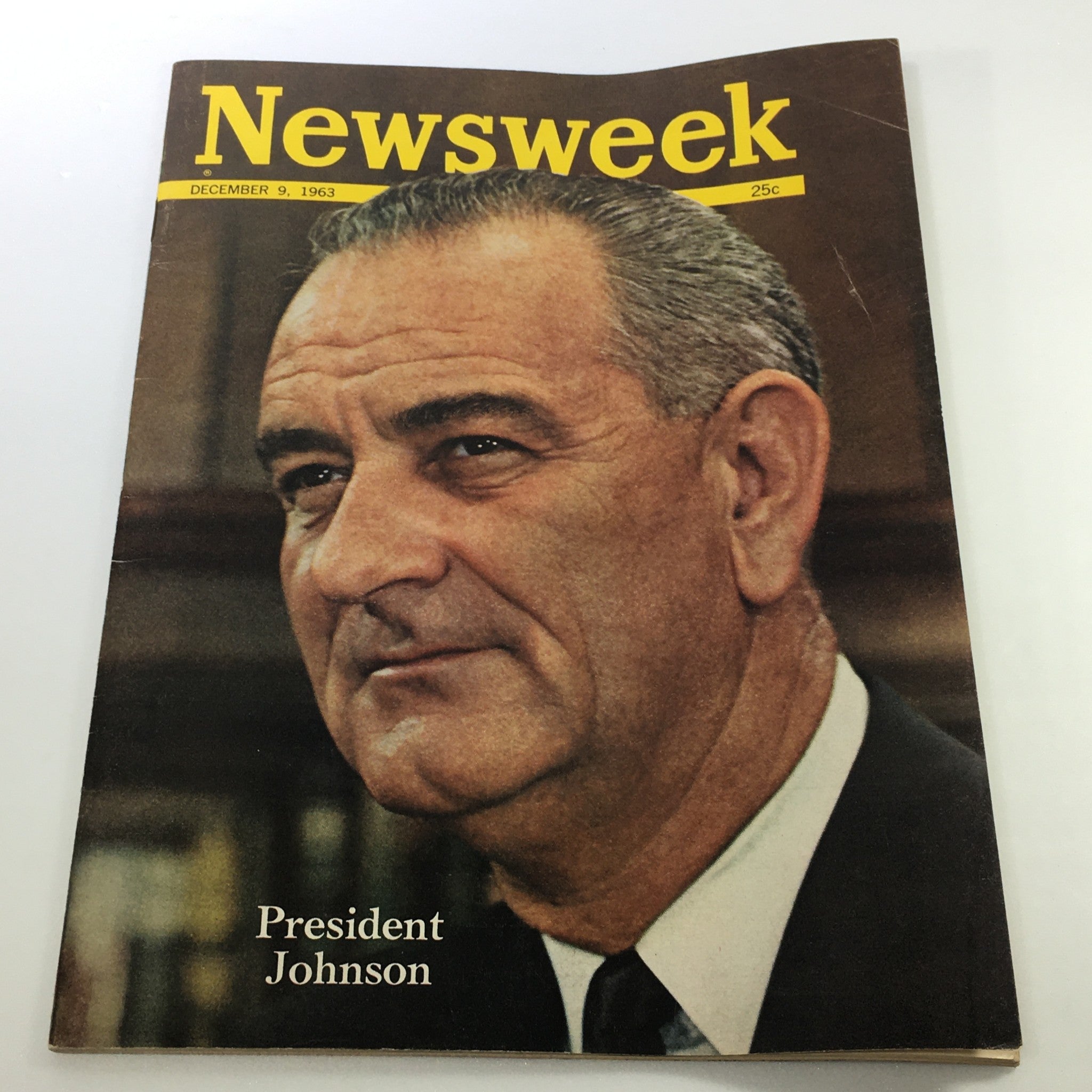 VTG Newsweek Magazine December 9 1963 - President Lyndon B. Johnson No Label