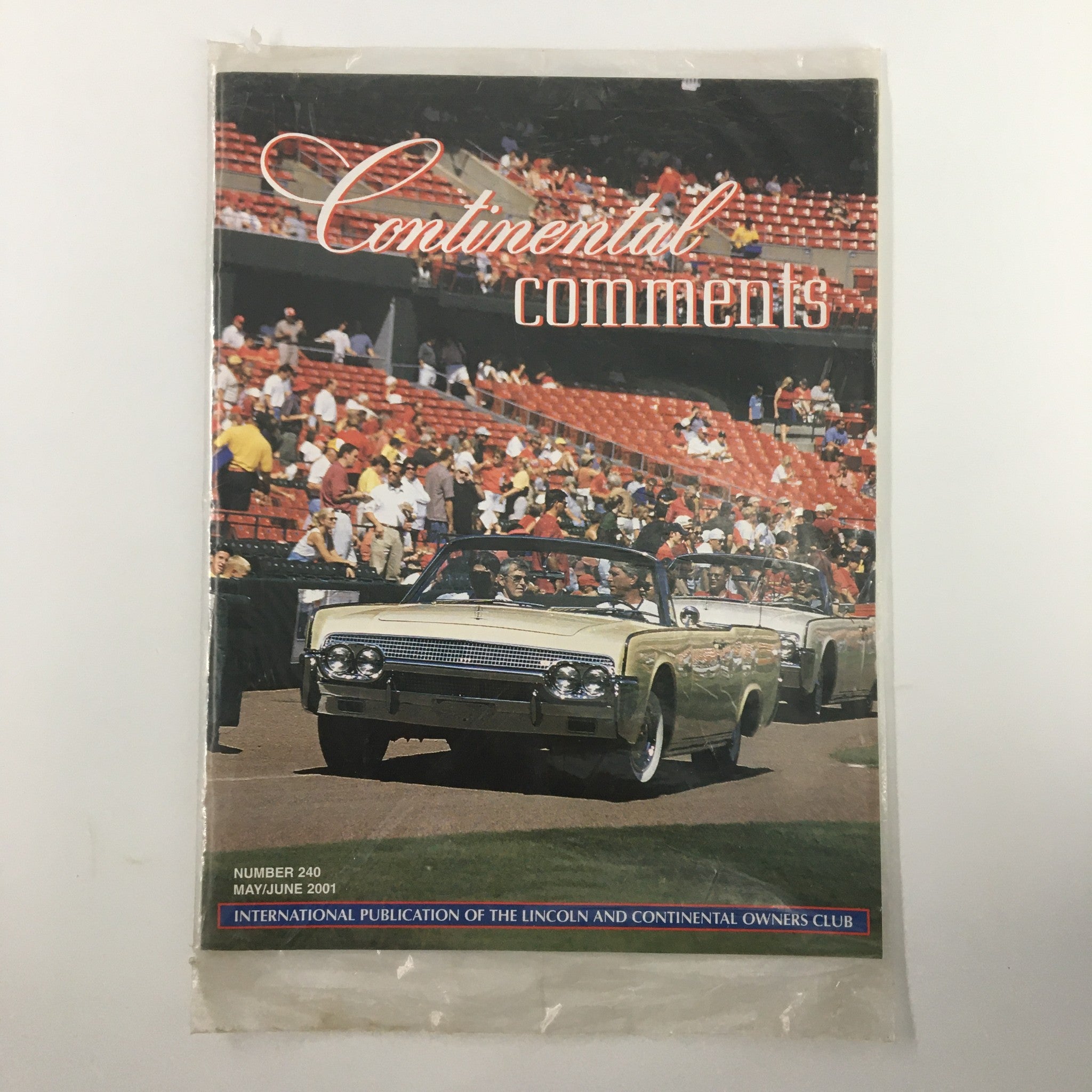 Continnental Comments Magazine May 2001 #240 James Reid's 1961 Lincoln Sedan NEW