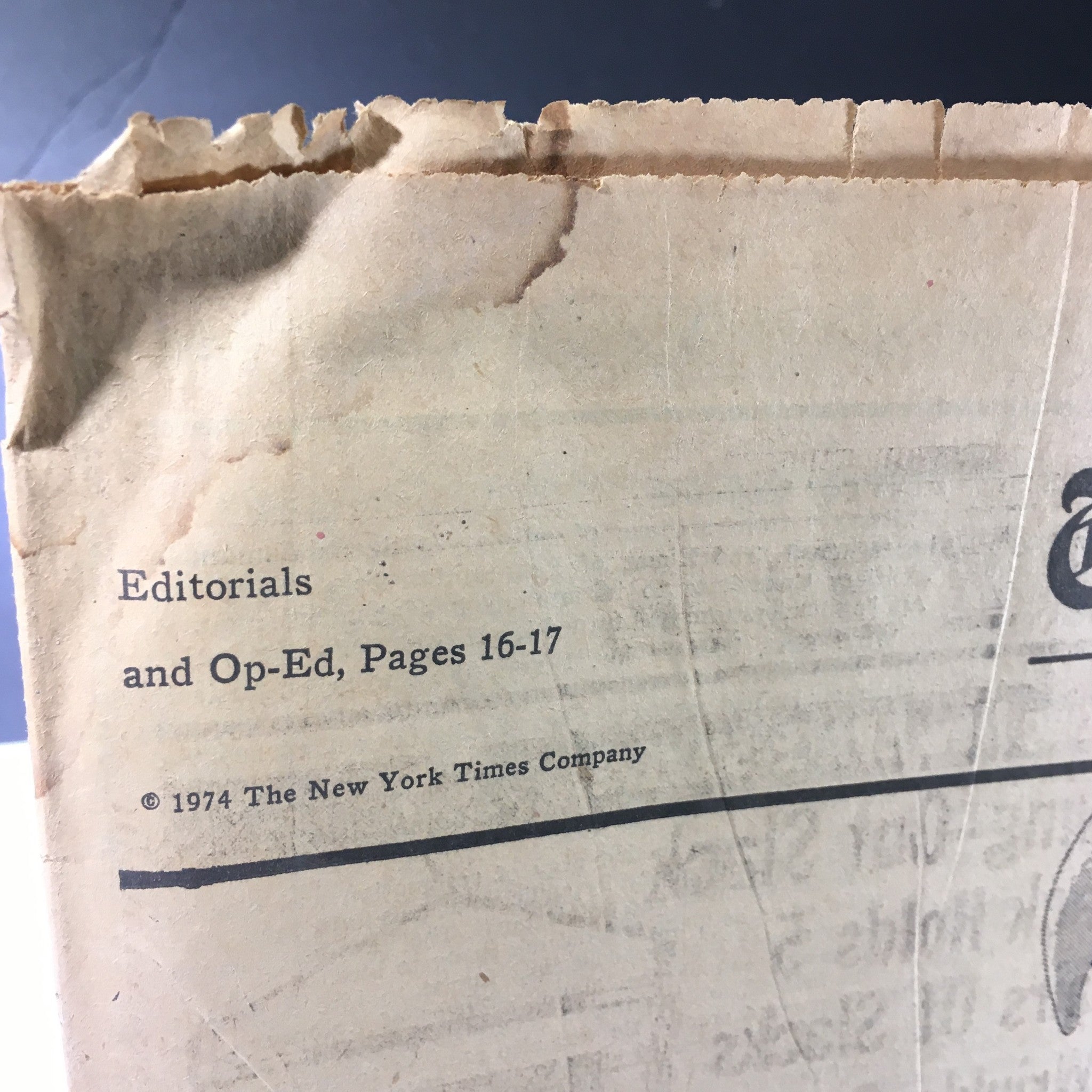 VTG The New York Times August 11 1974 - Richard M. Nixon / Gerald R. Ford