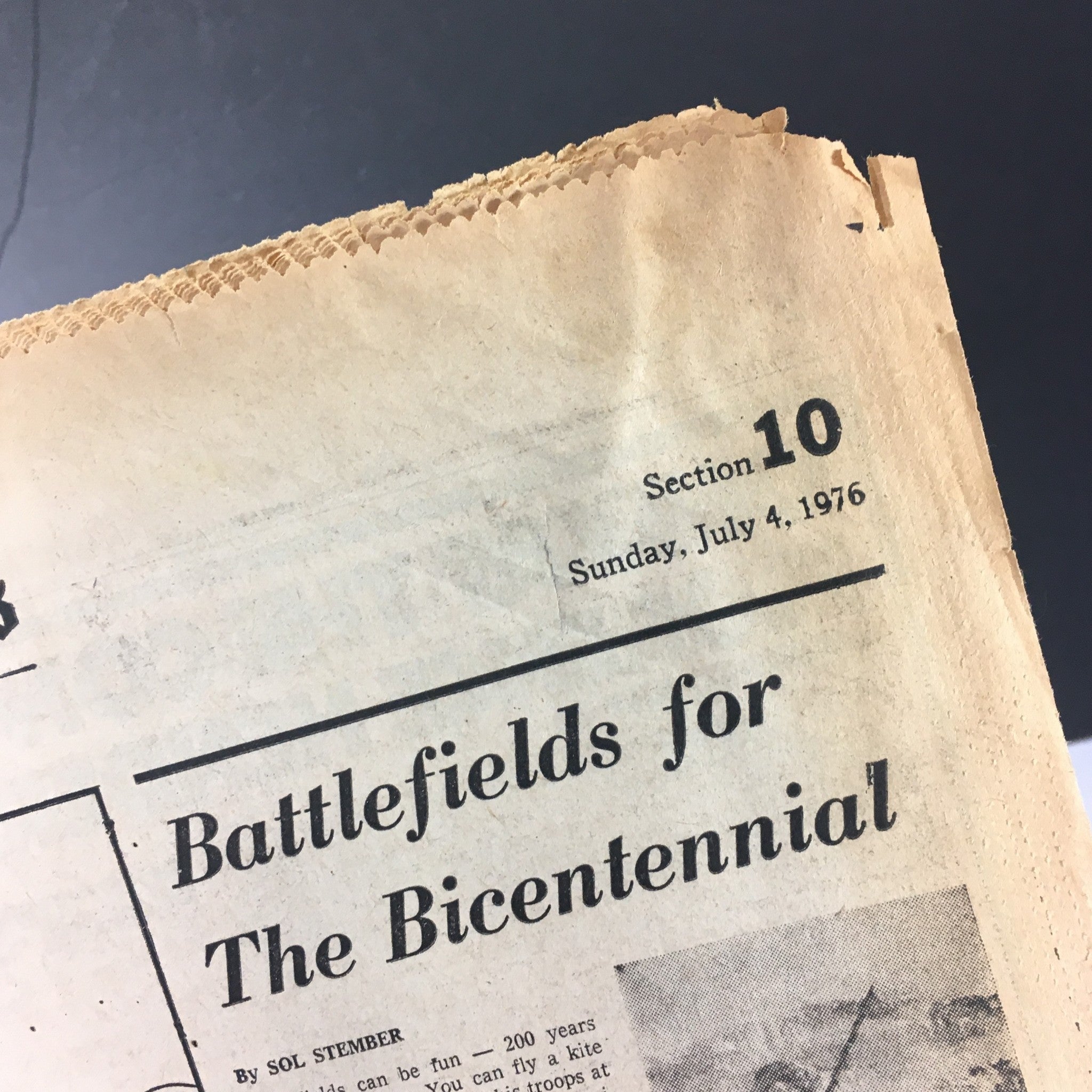 VTG The New York Times July 4 1976 - Battlefields for The Bicentennial Newsstand