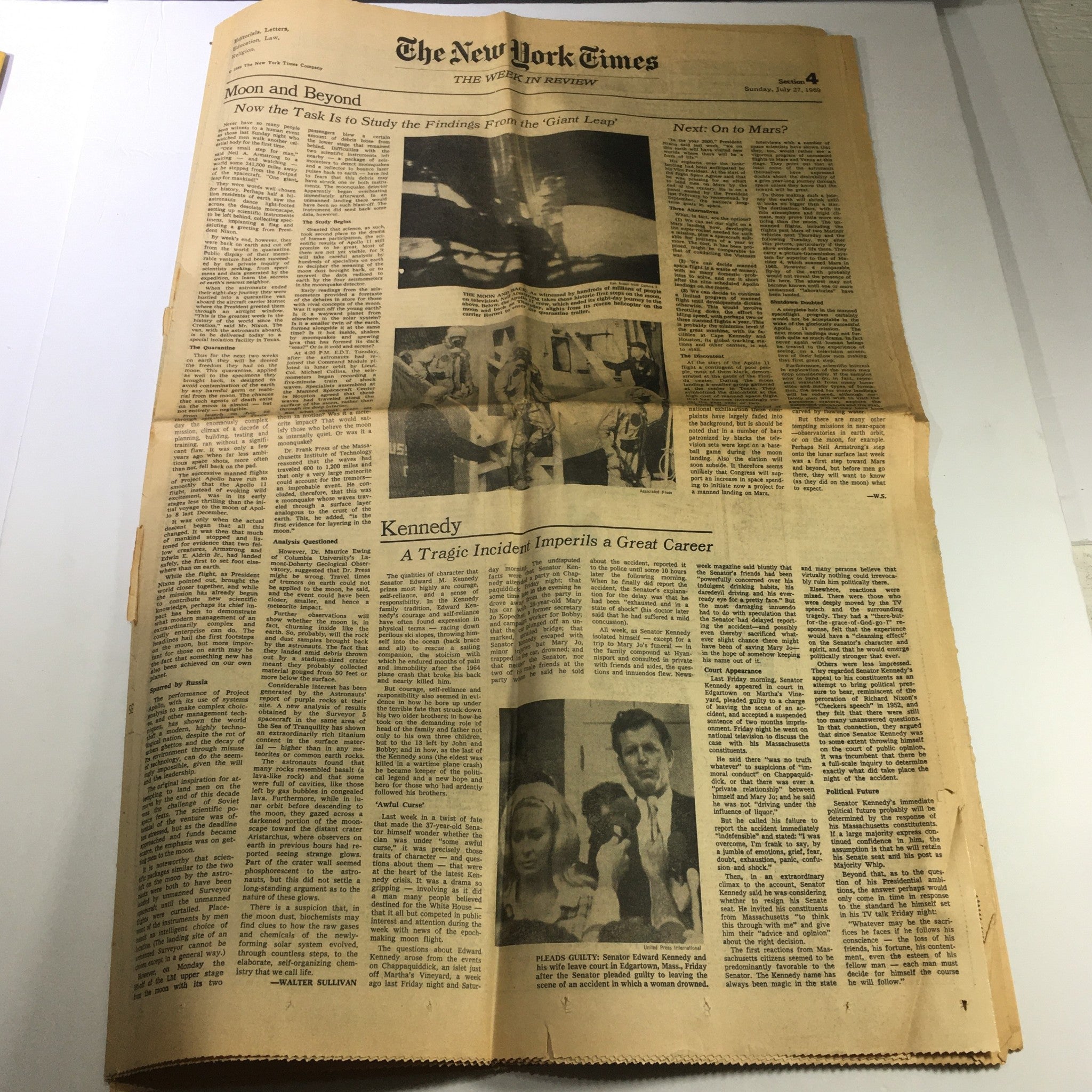 VTG The New York Times July 27 1969 - Neil Armstrong / Edward Kennedy / No Label