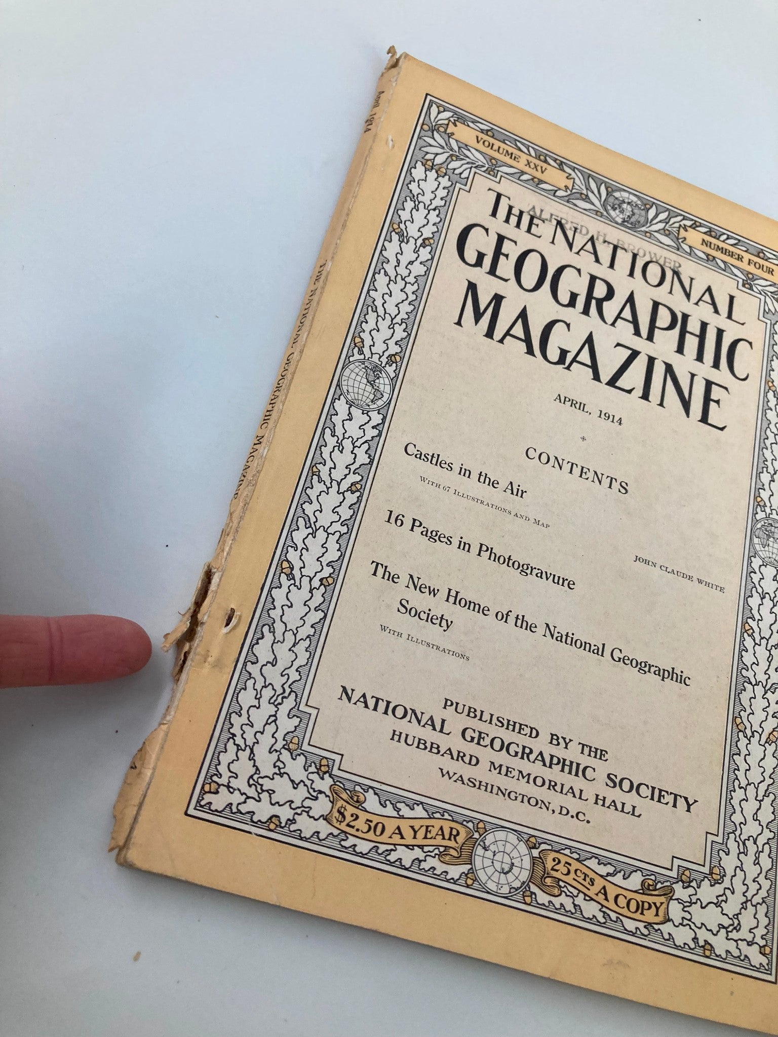 VTG The National Geographic Magazine April 1914 Castles in the Air