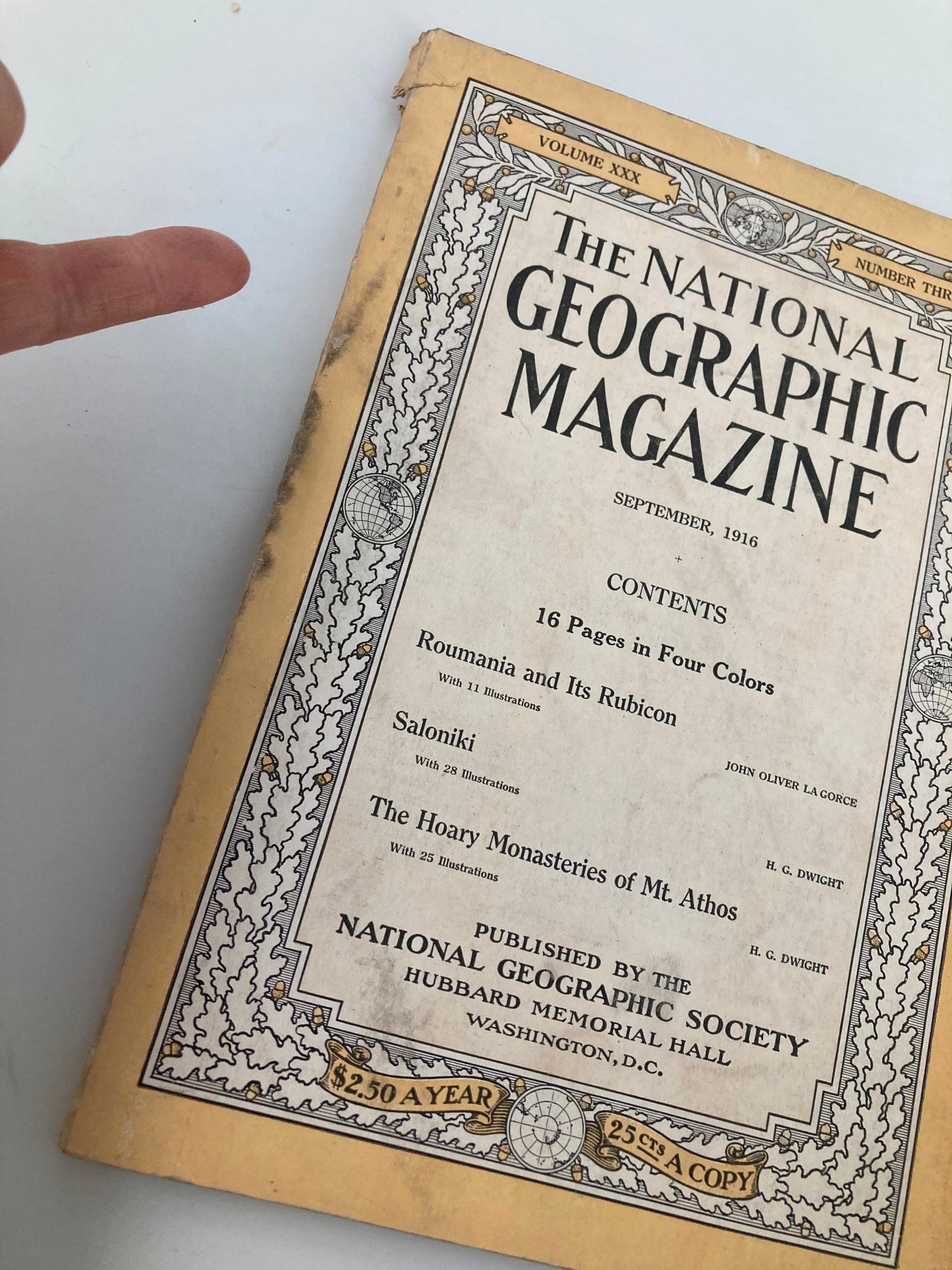 VTG The National Geographic Magazine September 1916 Romania and Its Rubicon