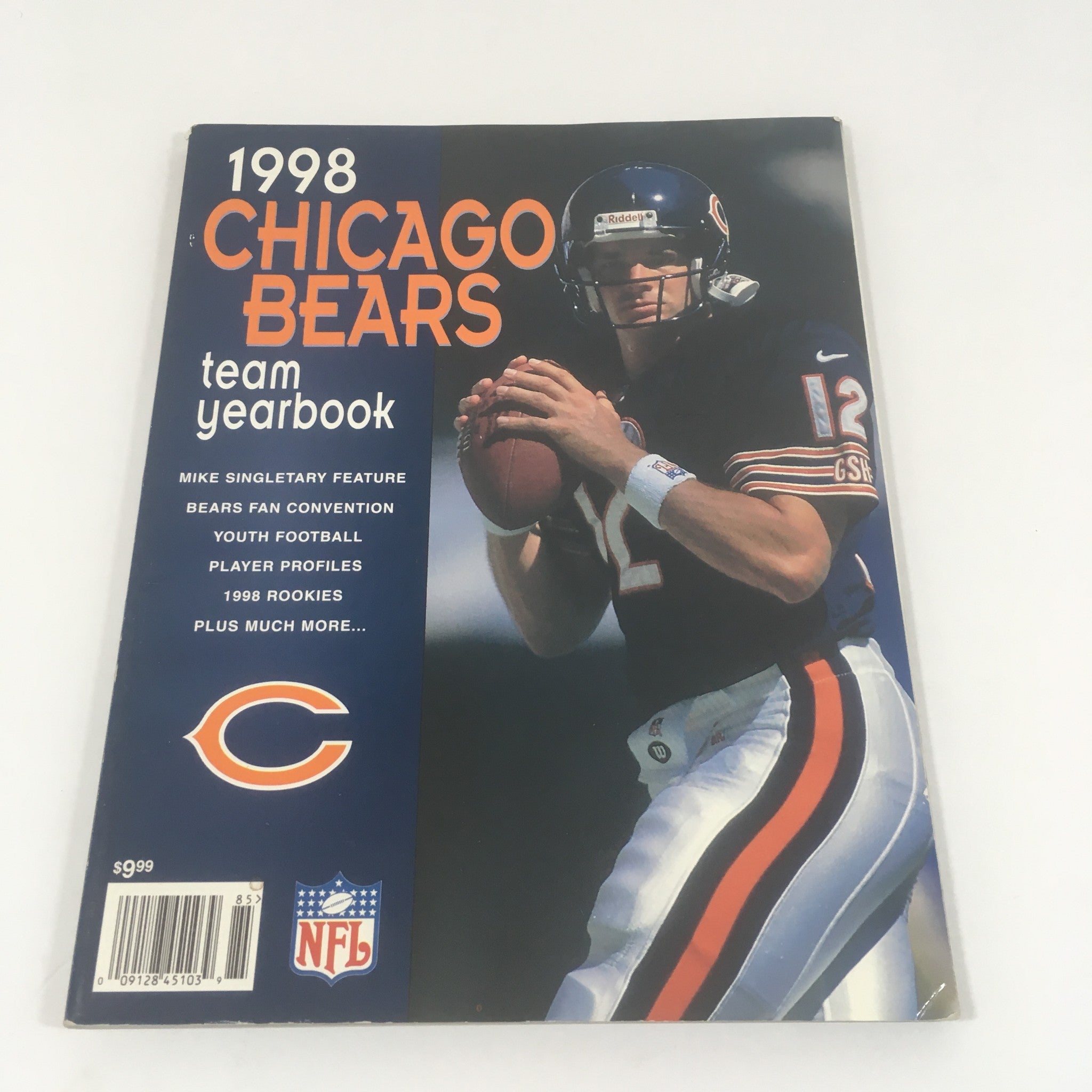 1998 Chicago Bears Team Yearbook Magazine