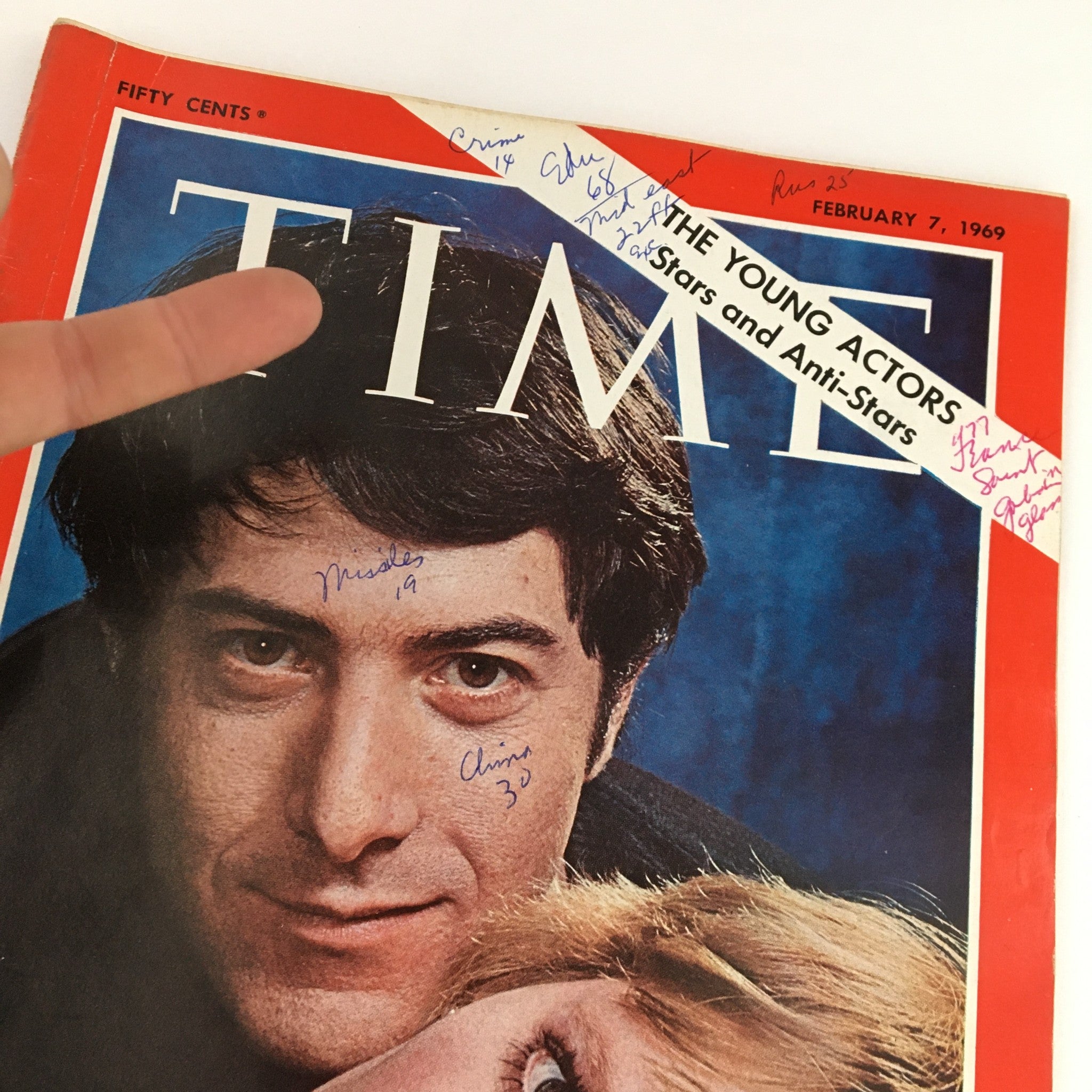 Time Magazine February 7 1969 Vol. 93 No. 6 Dustin Hoffman and Mia Farrow