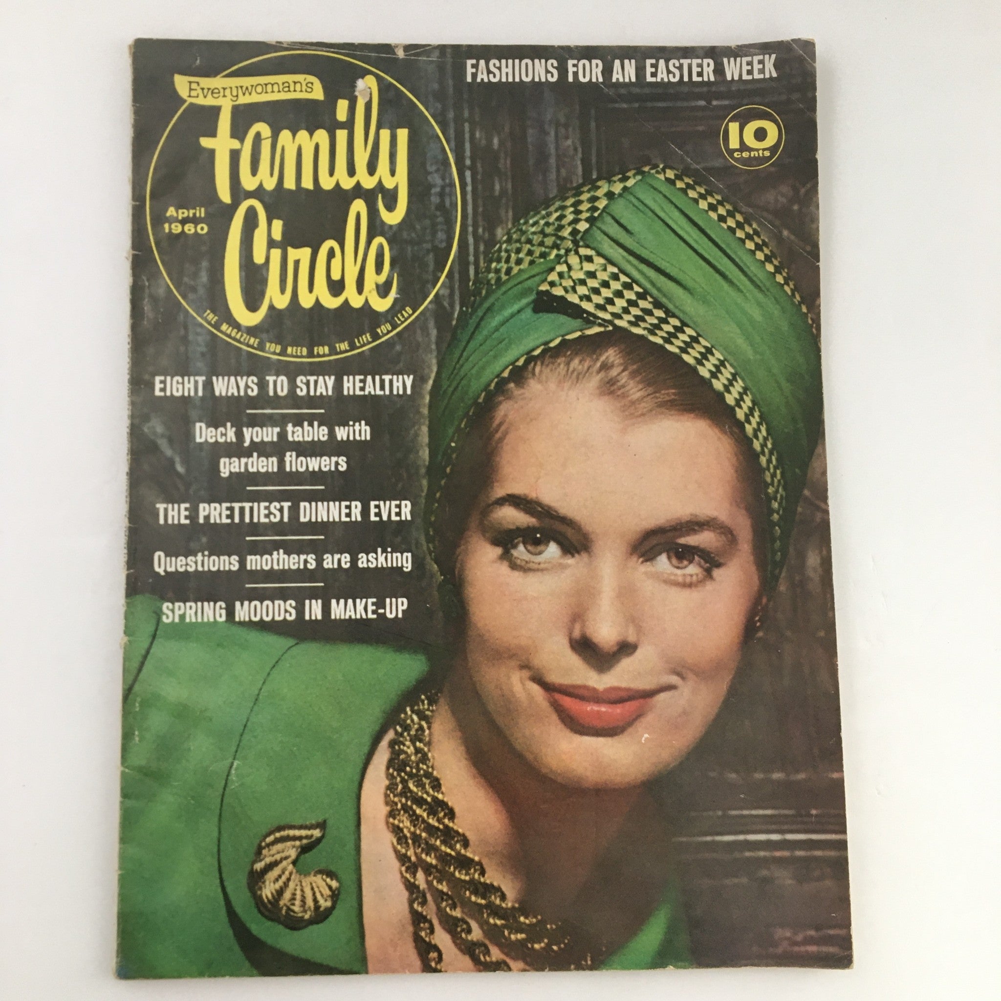 Family Circle Magazine April 1960 Deck Your Tables with Garden Flowers No Label