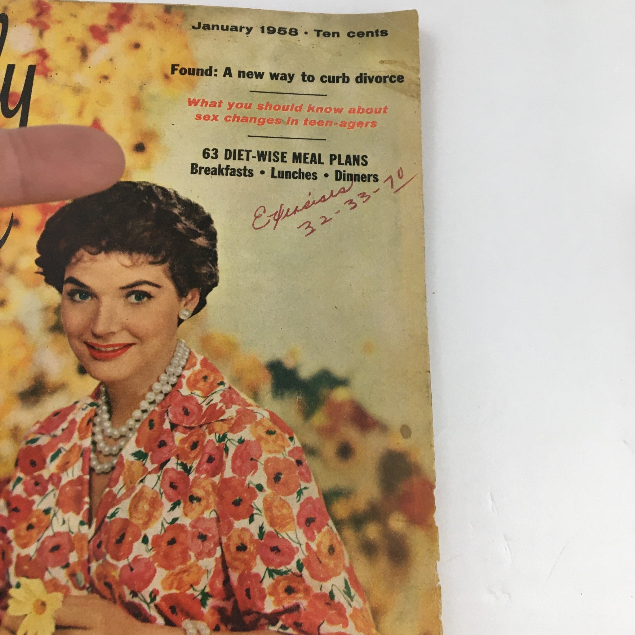 Family Circle Magazine January 1958 Polly Bergen Models Spring Fashions No Label