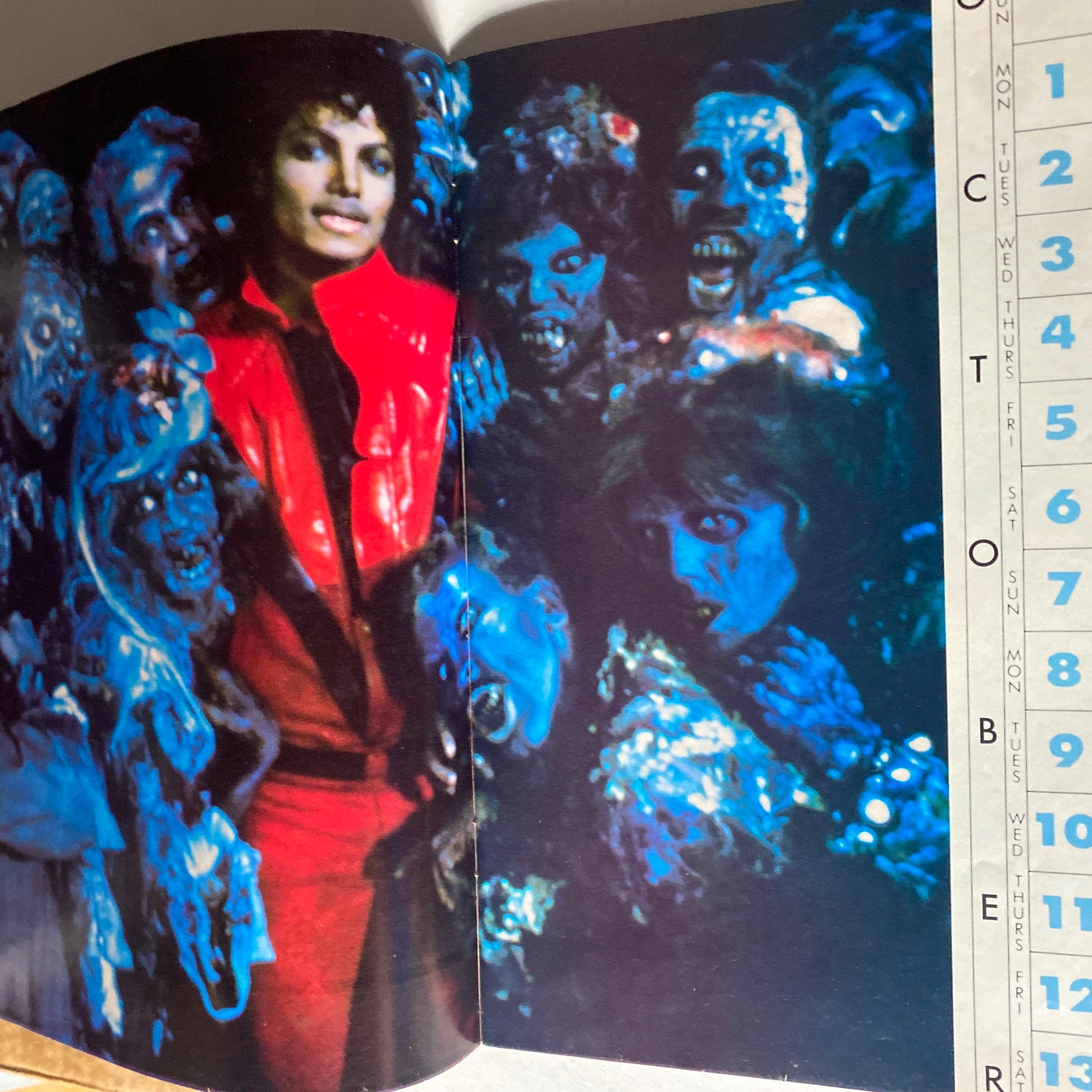 VTG Right On Magazine 1984-1985 Michael Jackson w Poster Calendar No Label