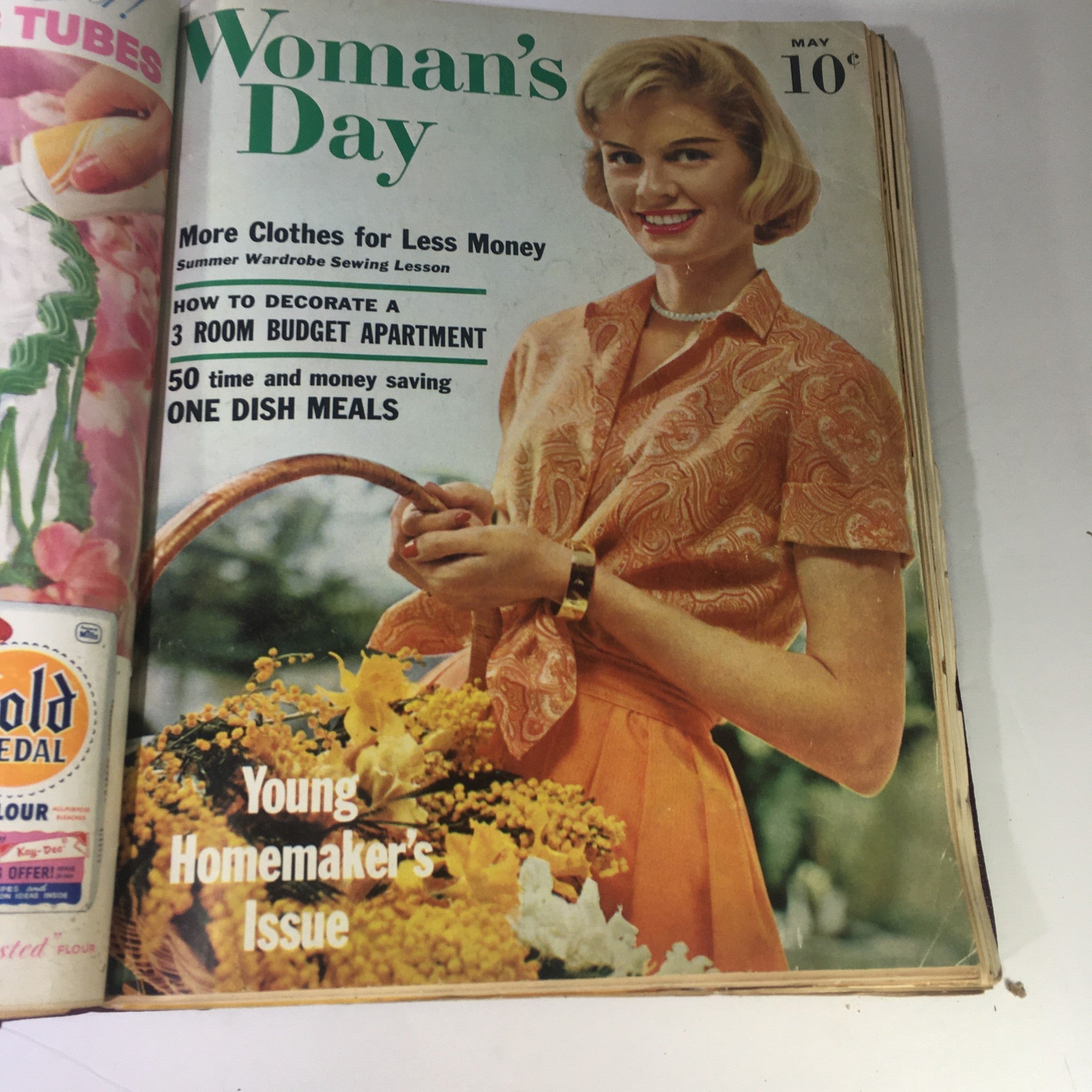 1959 Woman's Day Magazine Complete Year Round In One Book Compilation