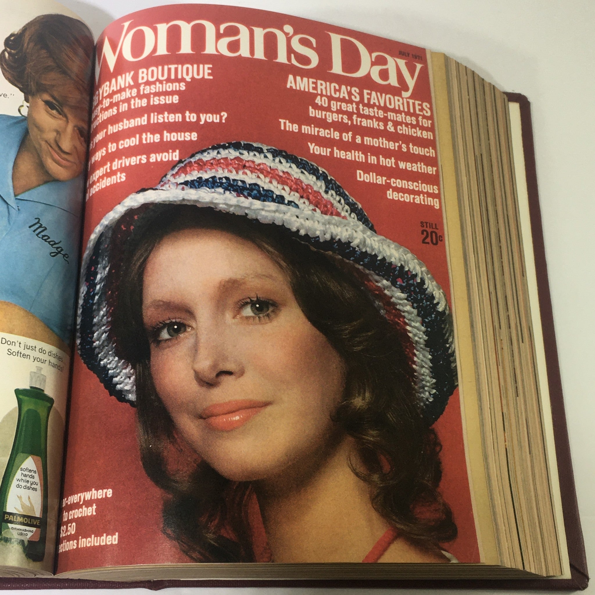 1971 Woman's Day Magazine Complete Year Round In One Book Compilation