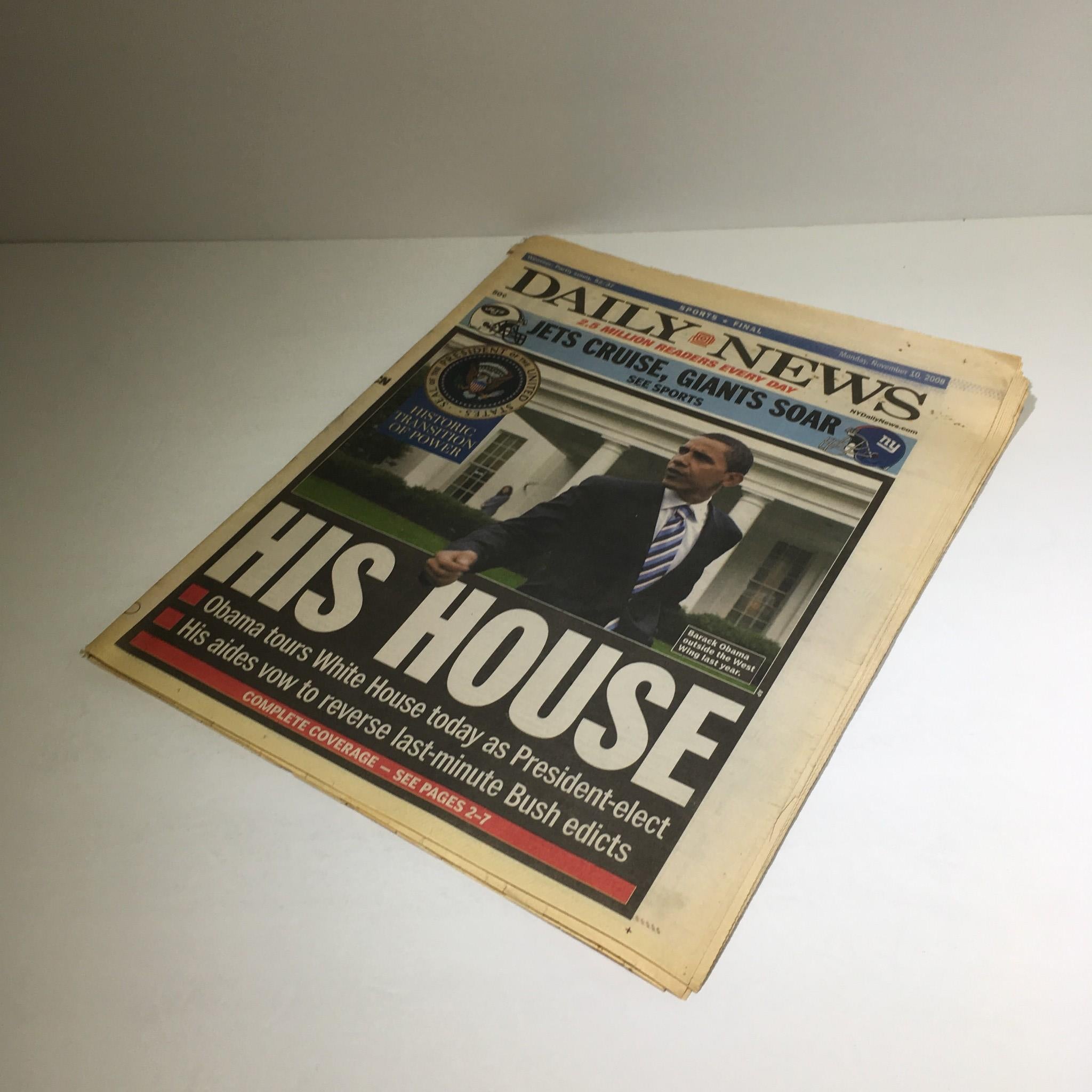 New York Daily News: Nov 10 2008, Obama Tours White House as Pres-Elect