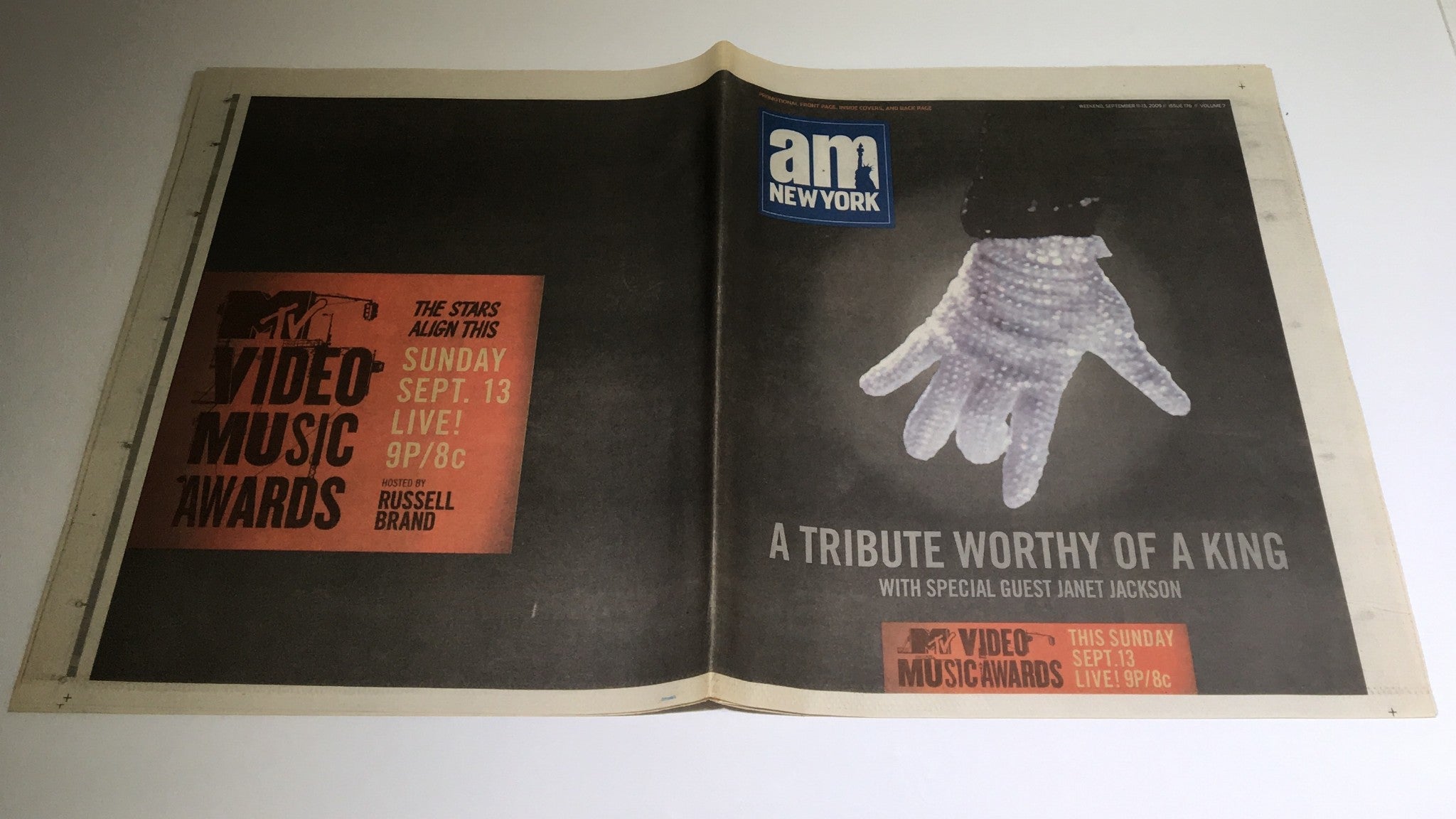 Am New York: September 11-13 2009, A Tribute Worthy of a King